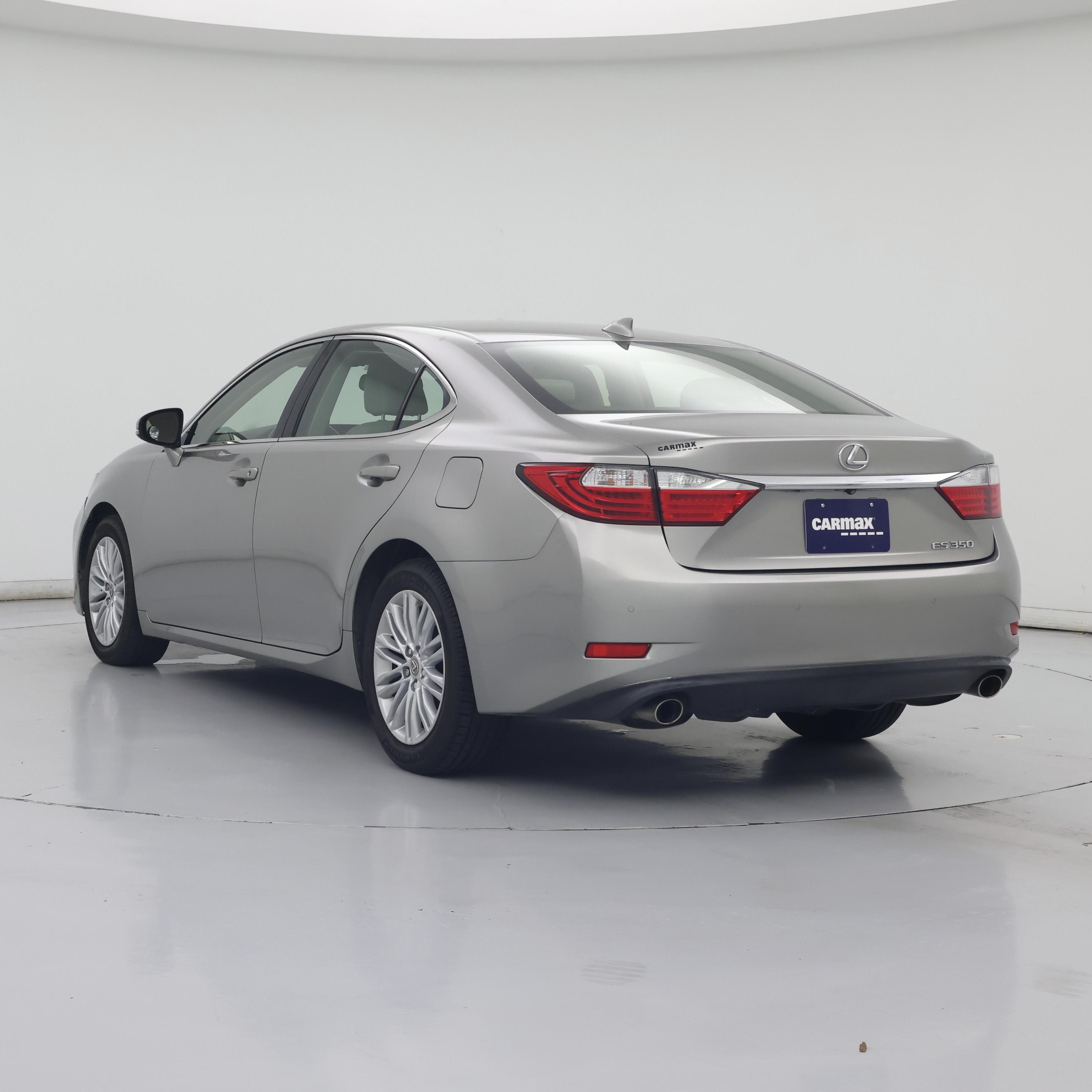 Thumbnail: 2015 Lexus ES - 2