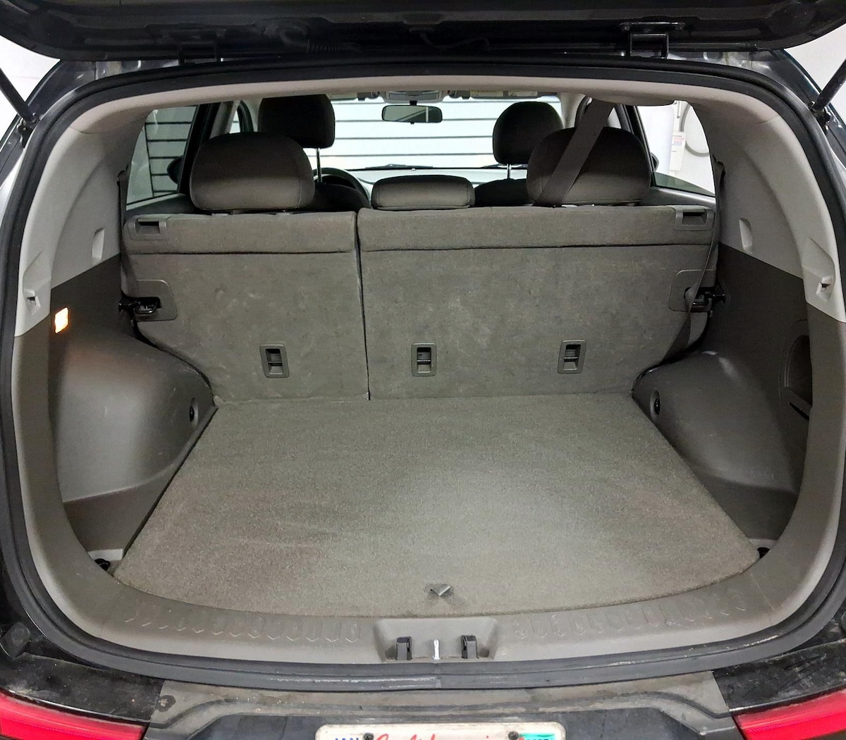 Trunk/Cargo (Seats Up)