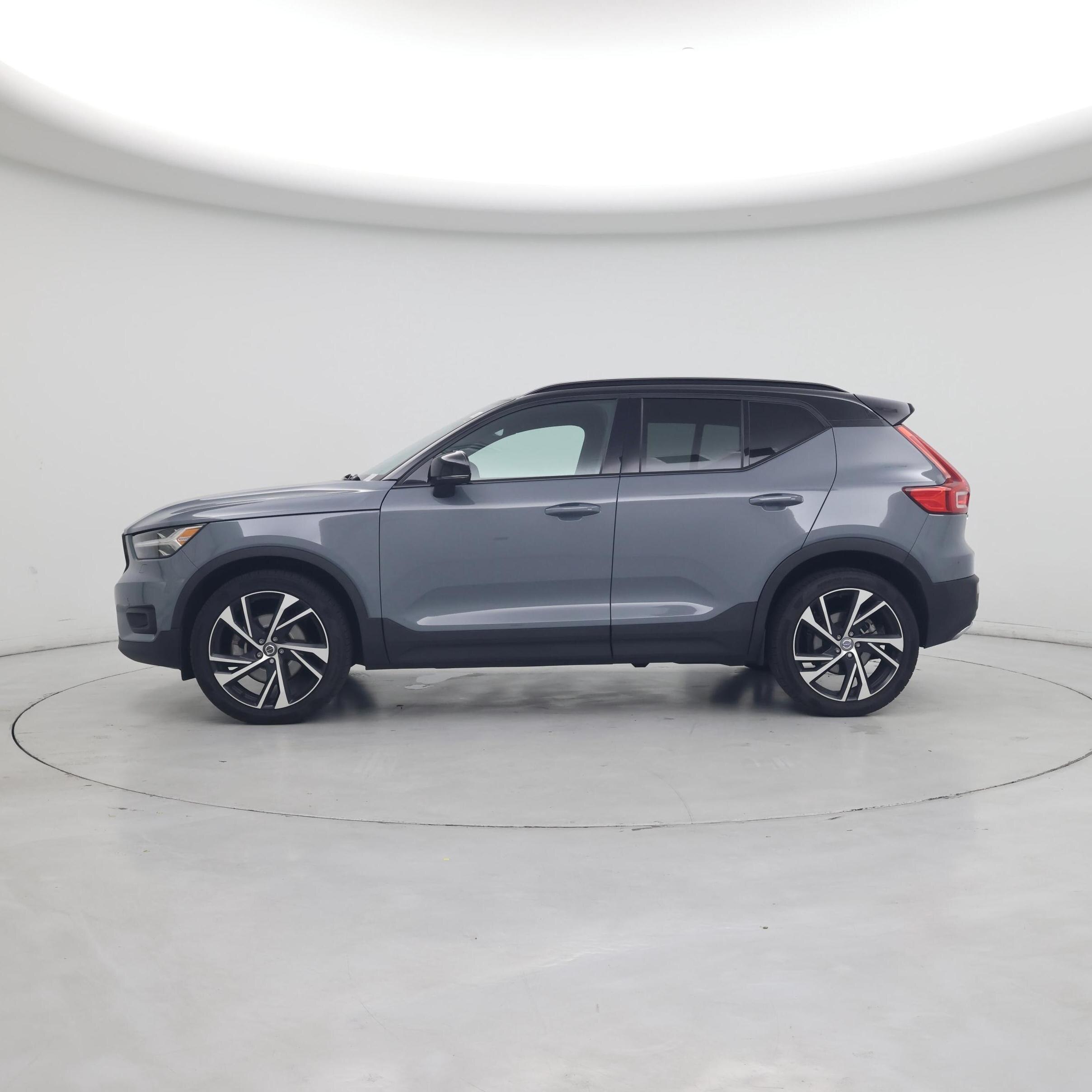 Thumbnail: 2020 Volvo XC40 - 3