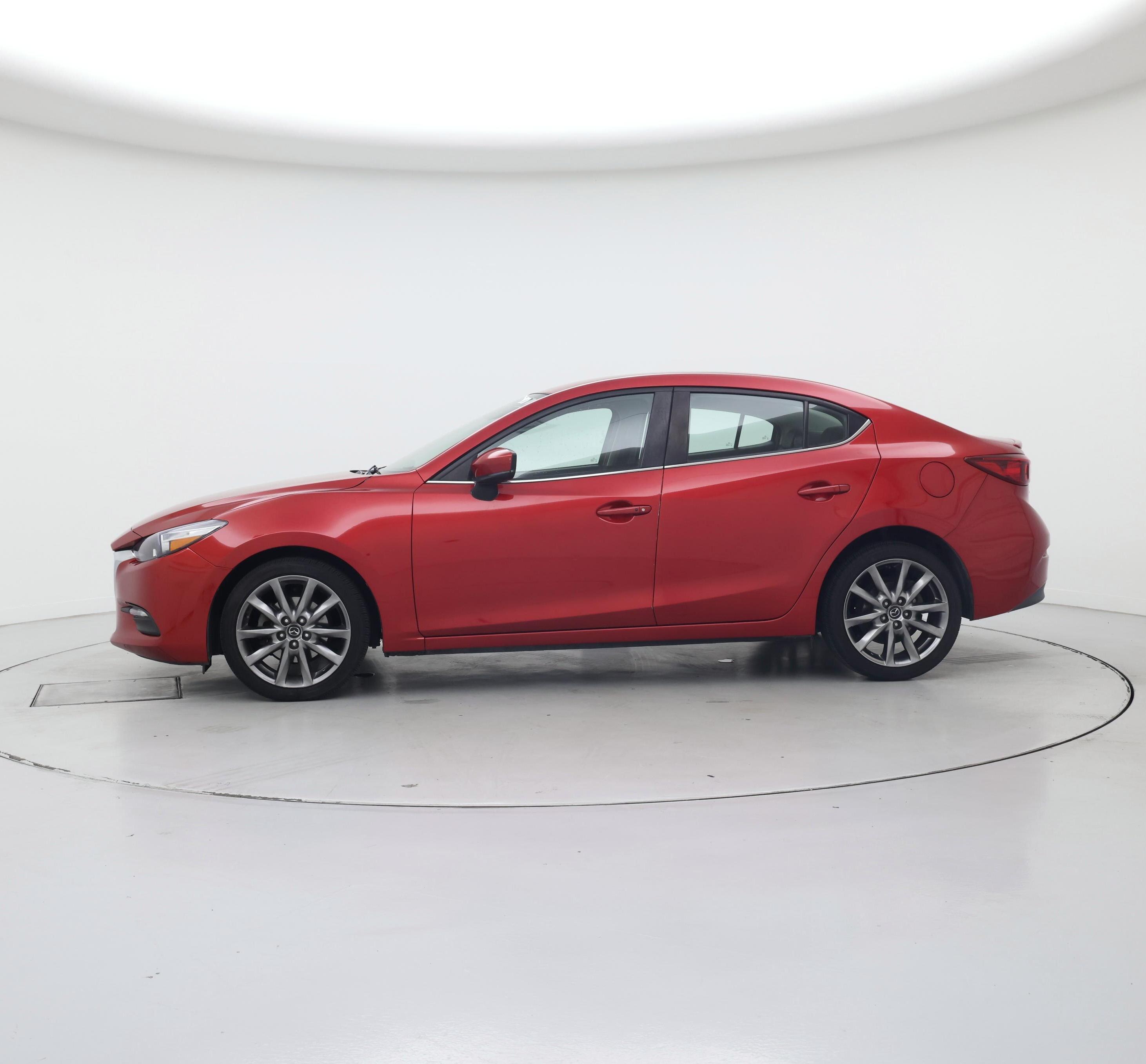Thumbnail: 2018 Mazda Mazda3 - 3