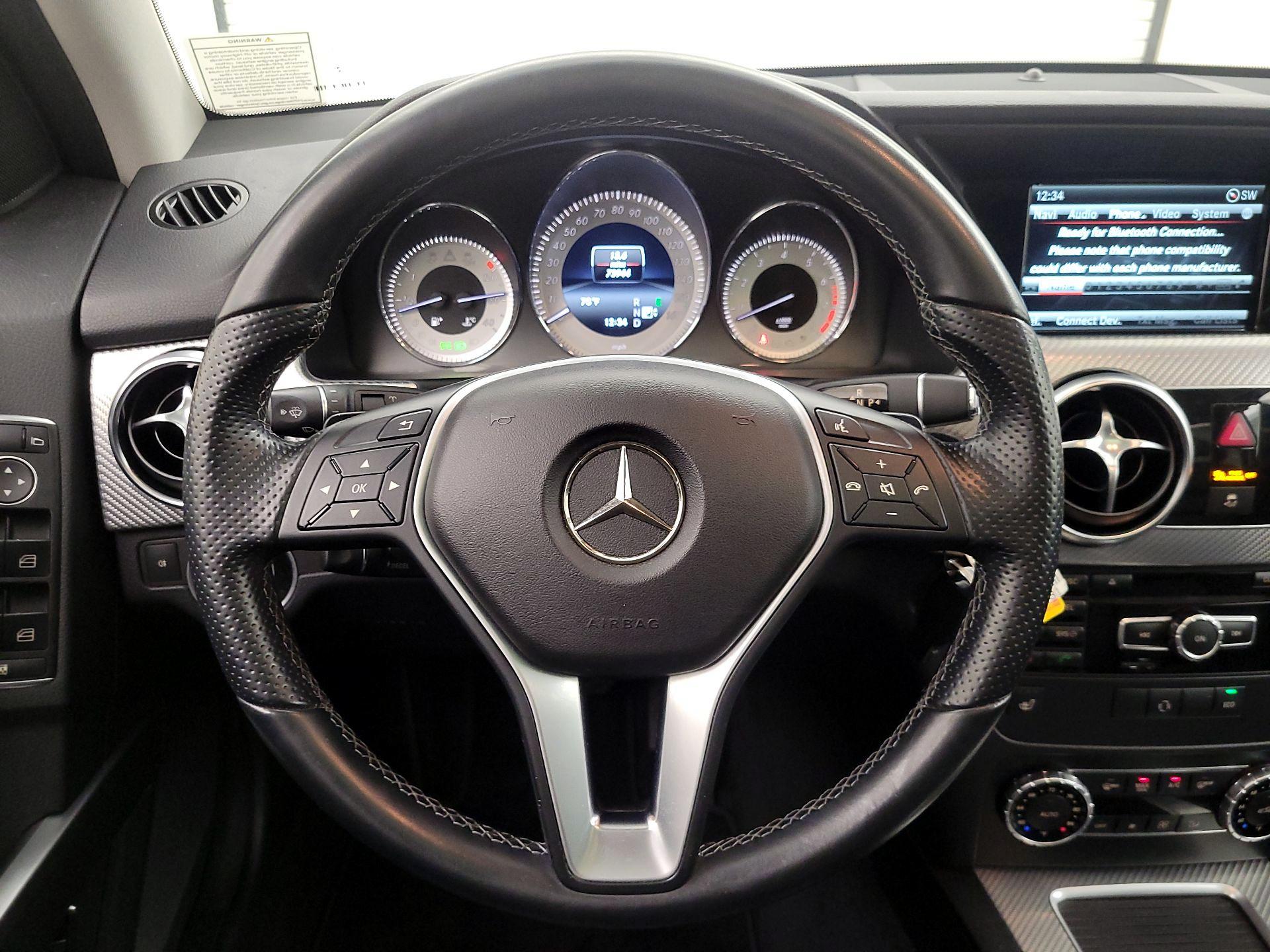 Thumbnail: 2015 Mercedes-Benz GLK - 10