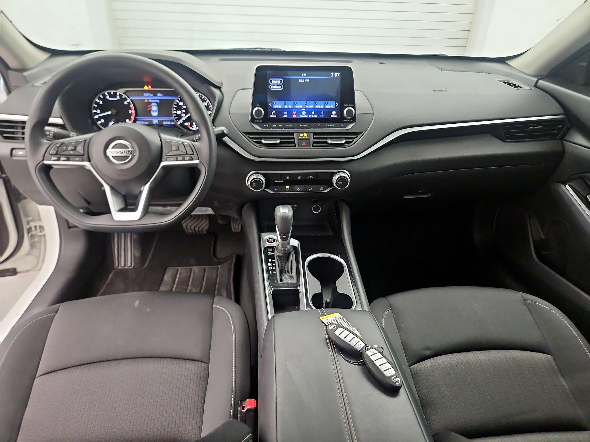Thumbnail: 2021 Nissan Altima - 9