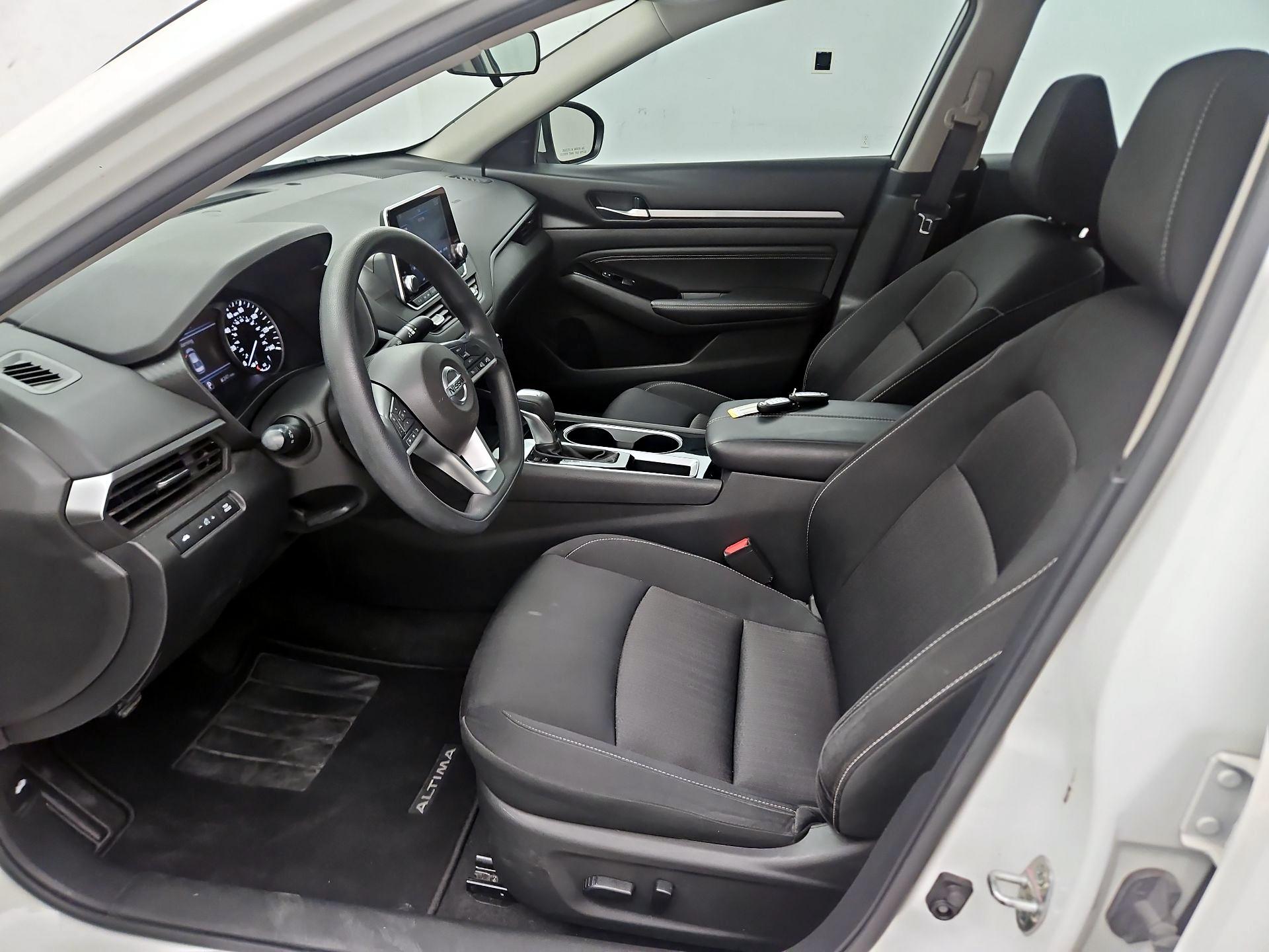 Thumbnail: 2021 Nissan Altima - 11