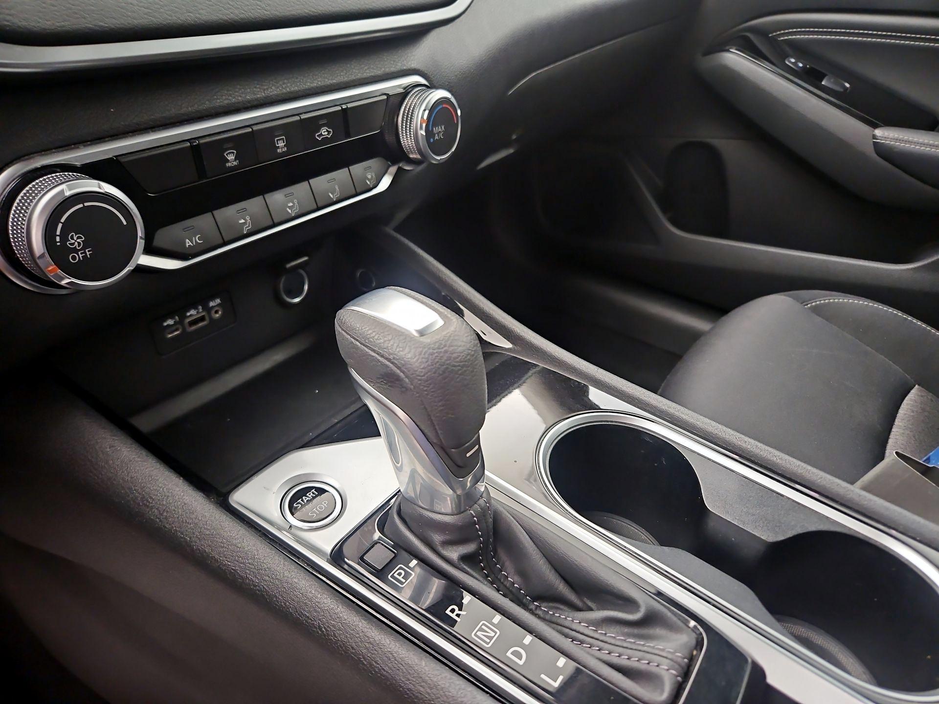 Thumbnail: 2021 Nissan Altima - 17