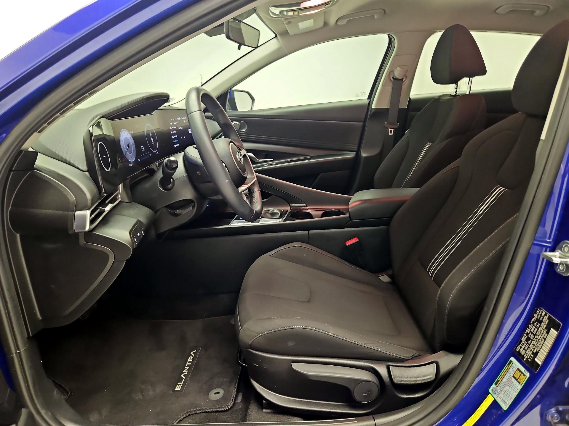 Thumbnail: 2023 Hyundai Elantra - 11