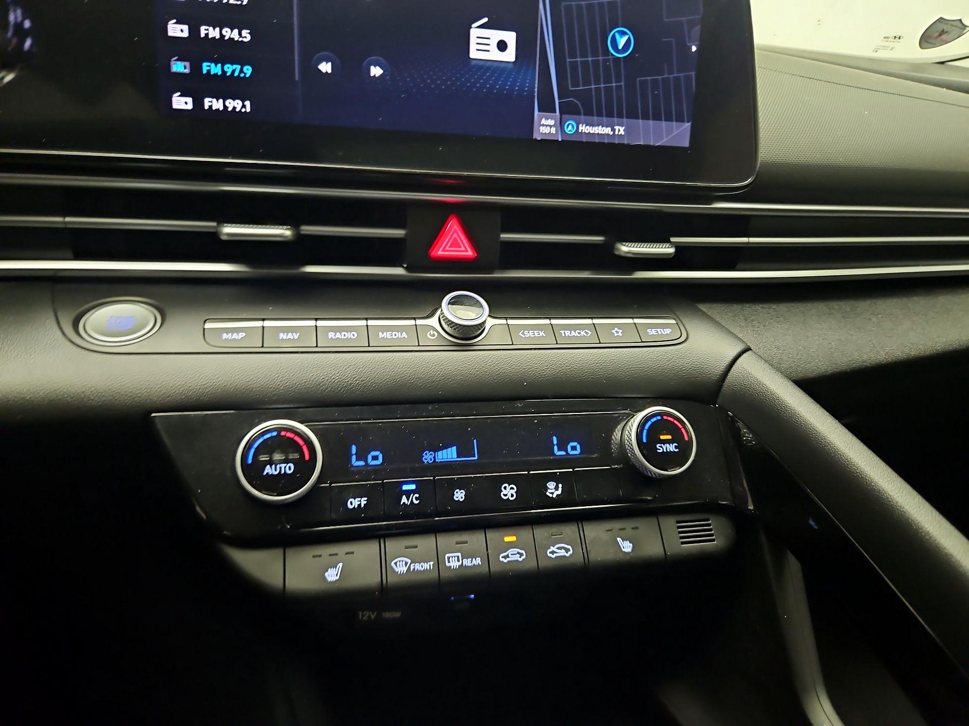 Thumbnail: 2023 Hyundai Elantra - 15