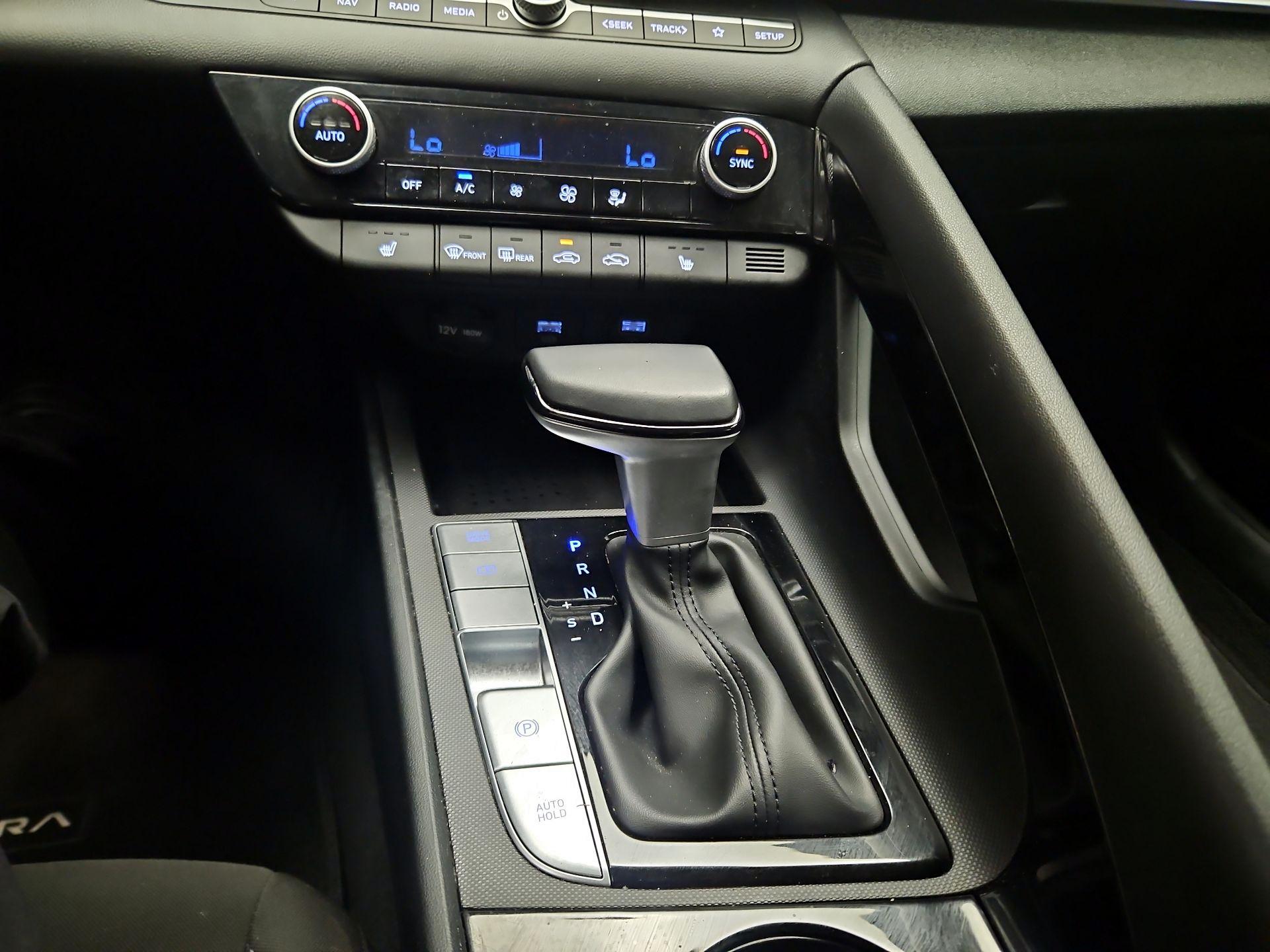 Thumbnail: 2023 Hyundai Elantra - 16