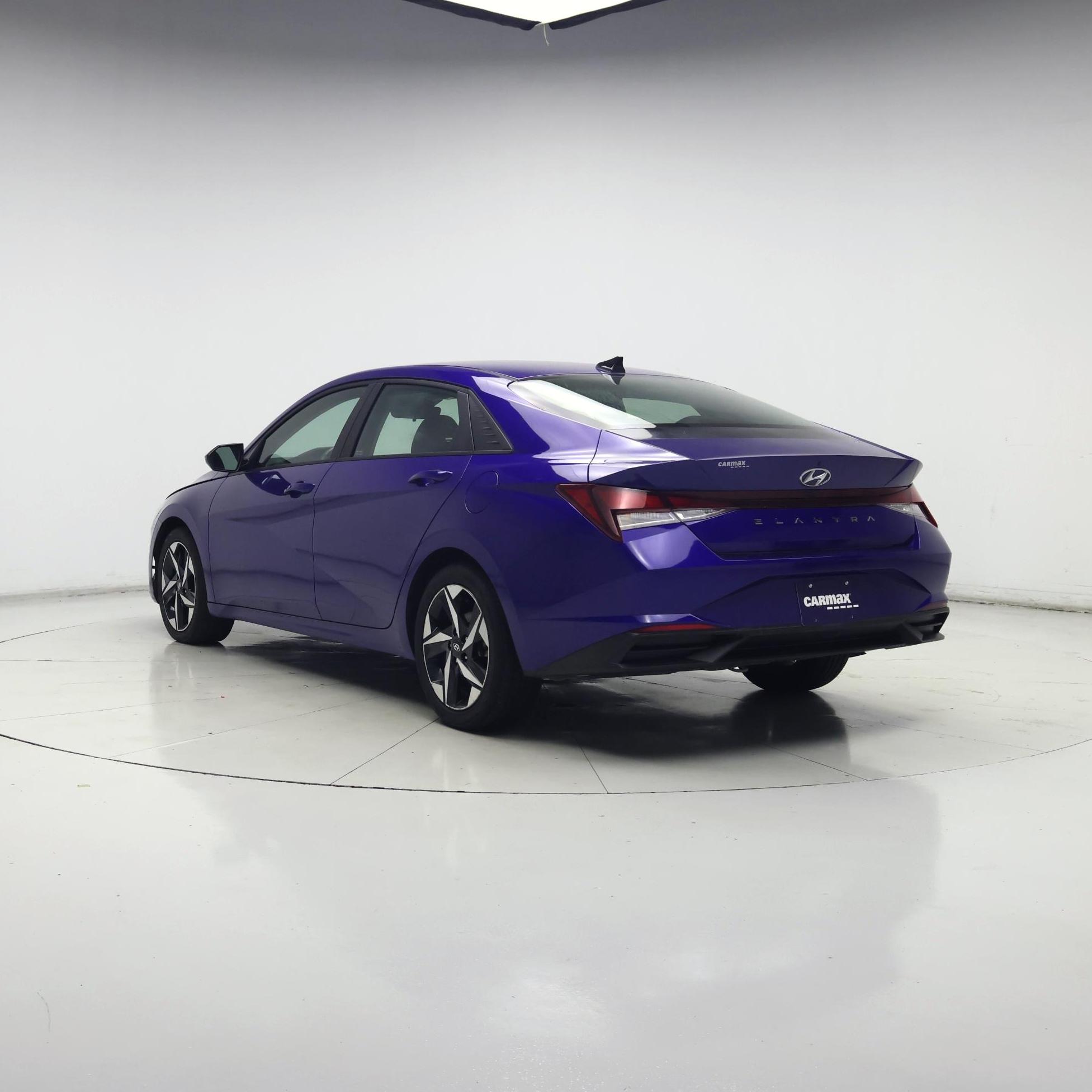 Thumbnail: 2023 Hyundai Elantra - 2