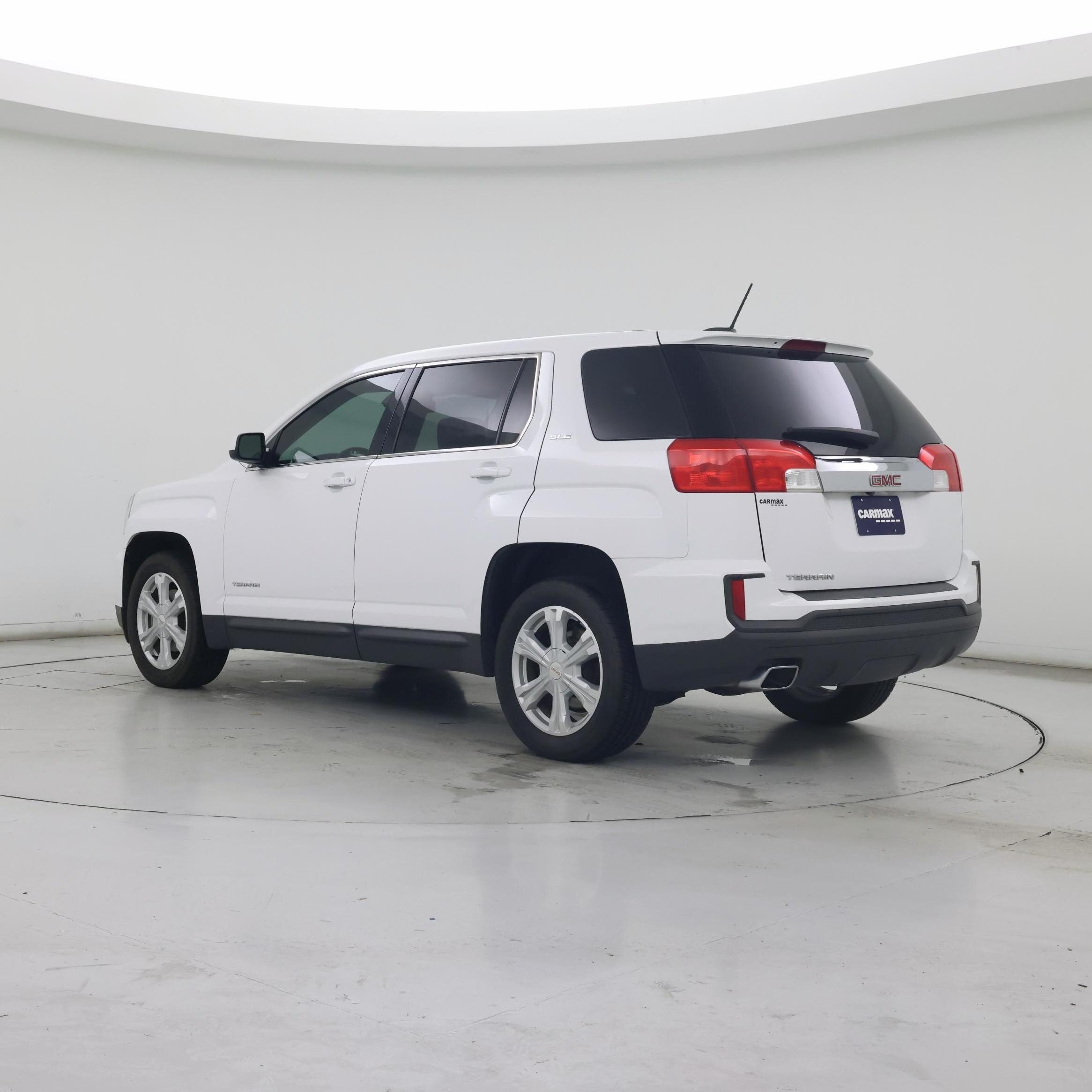 Thumbnail: 2017 GMC Terrain - 2