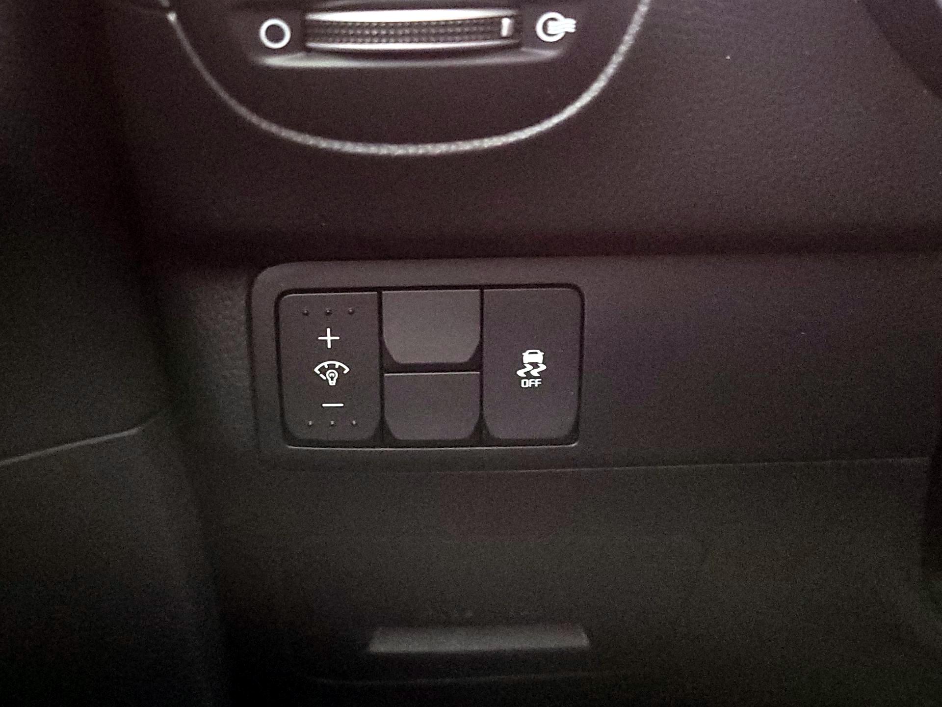 Thumbnail: 2016 Kia Soul - 13