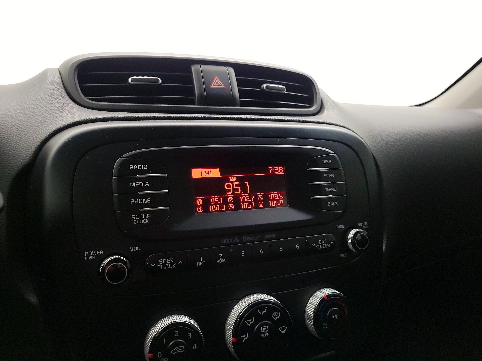 Thumbnail: 2016 Kia Soul - 14