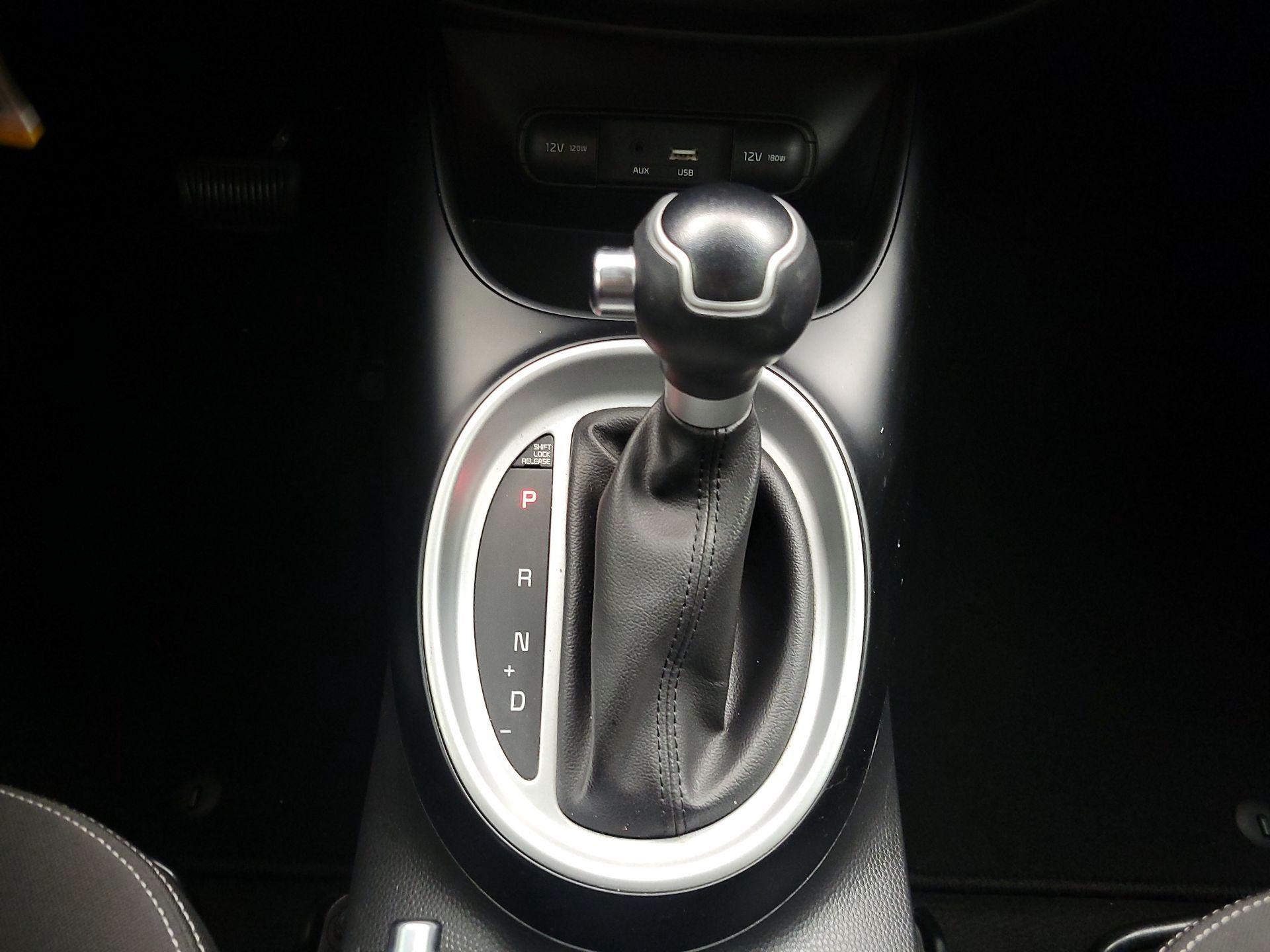 Thumbnail: 2016 Kia Soul - 16
