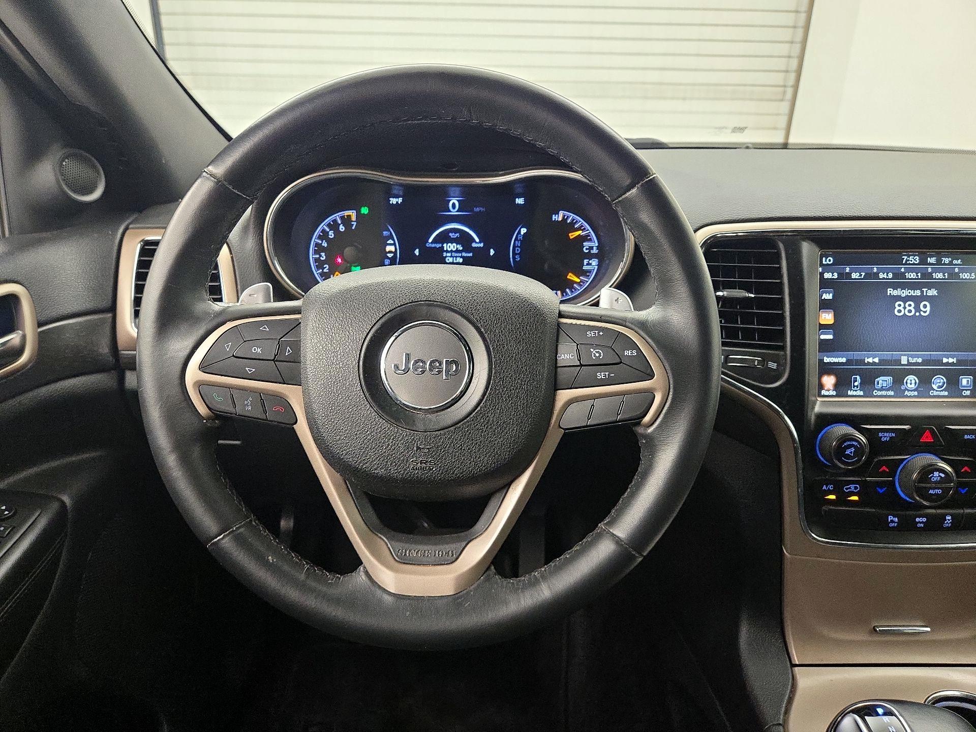 Thumbnail: 2015 Jeep Grand Cherokee - 10