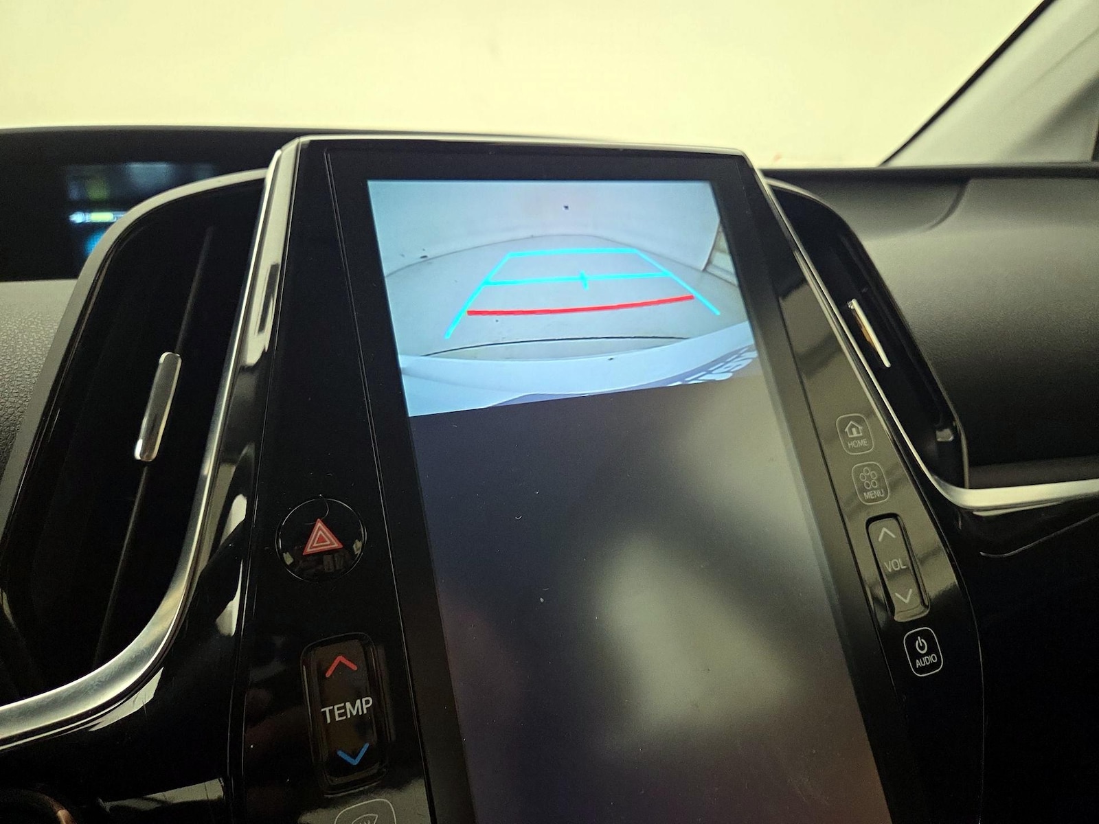 2021 Toyota Prius Prime XLE - Photo 16