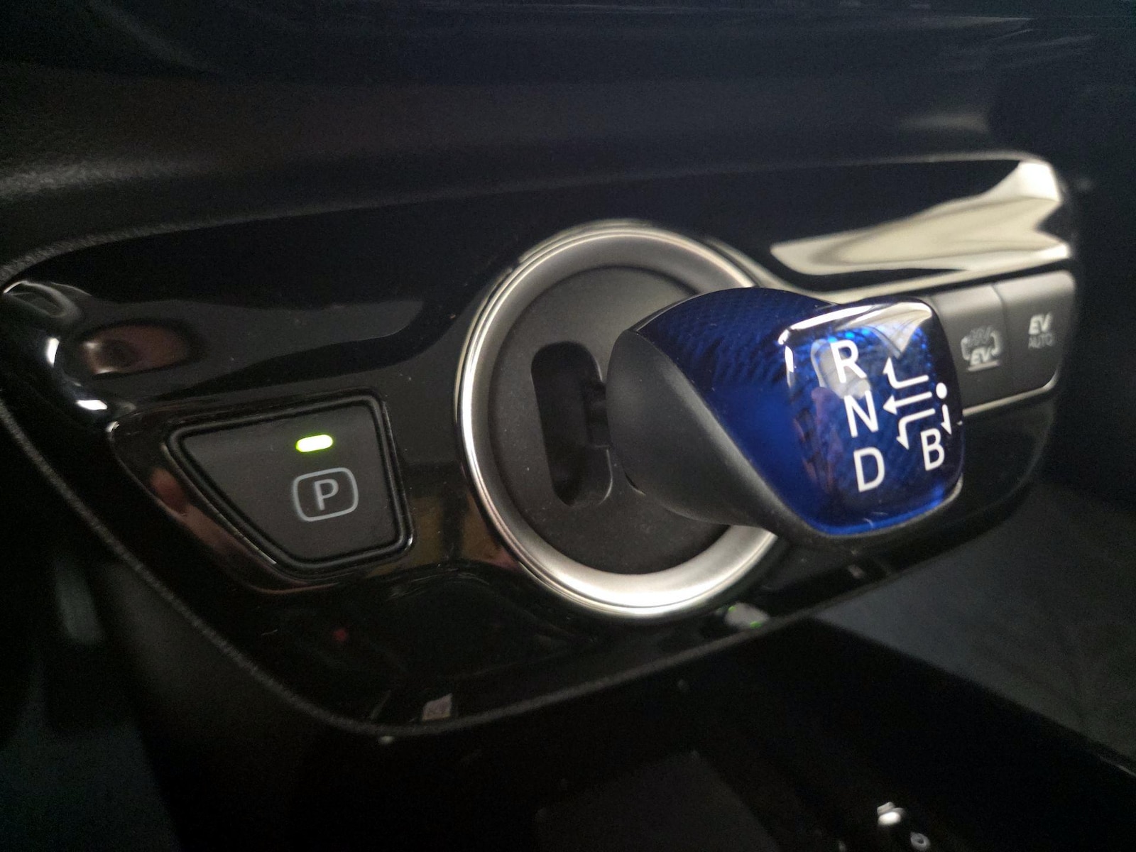 2021 Toyota Prius Prime XLE - Photo 19
