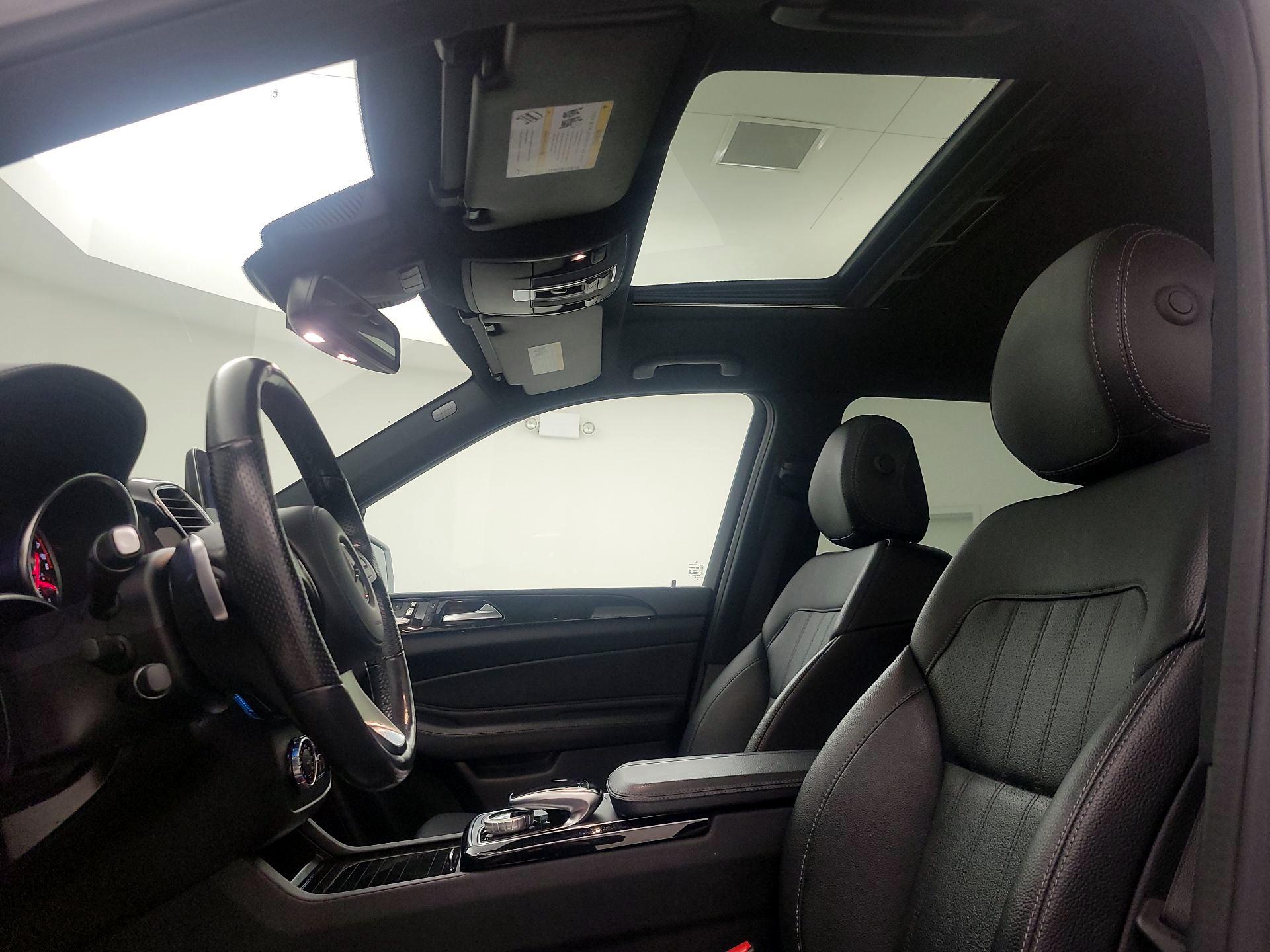 Thumbnail: 2019 Mercedes-Benz GLS - 20