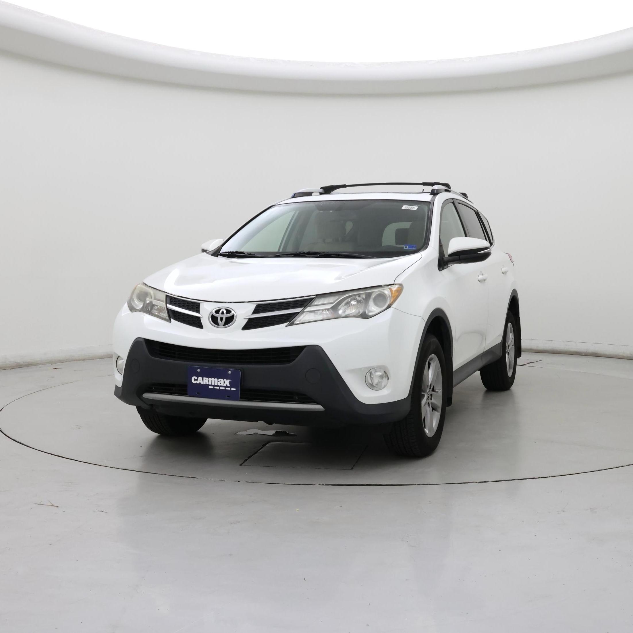Thumbnail: 2015 Toyota RAV4 - 4