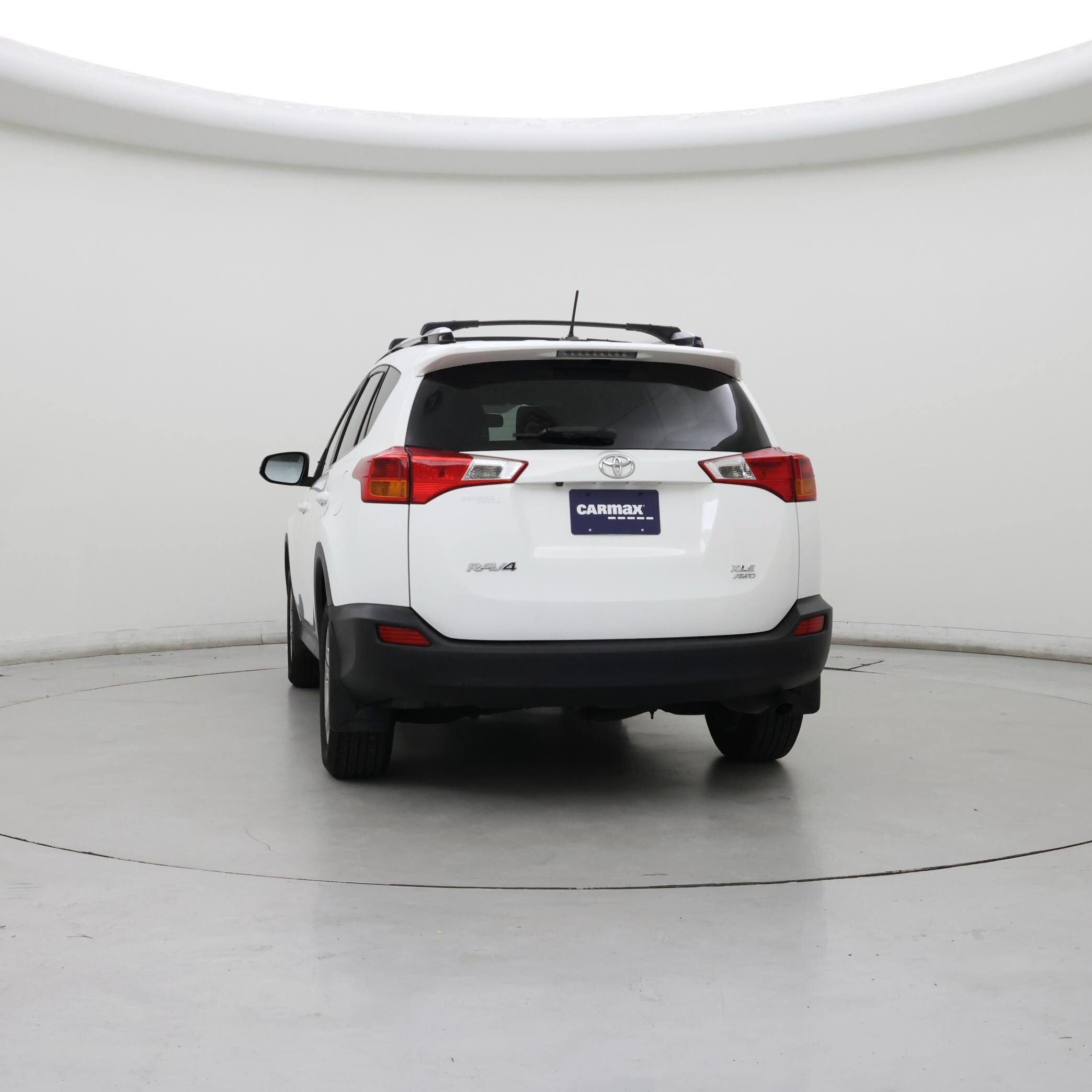 Thumbnail: 2015 Toyota RAV4 - 6