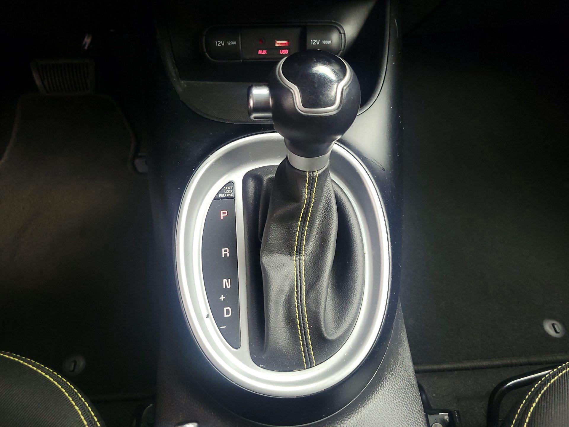 Thumbnail: 2016 Kia Soul - 16
