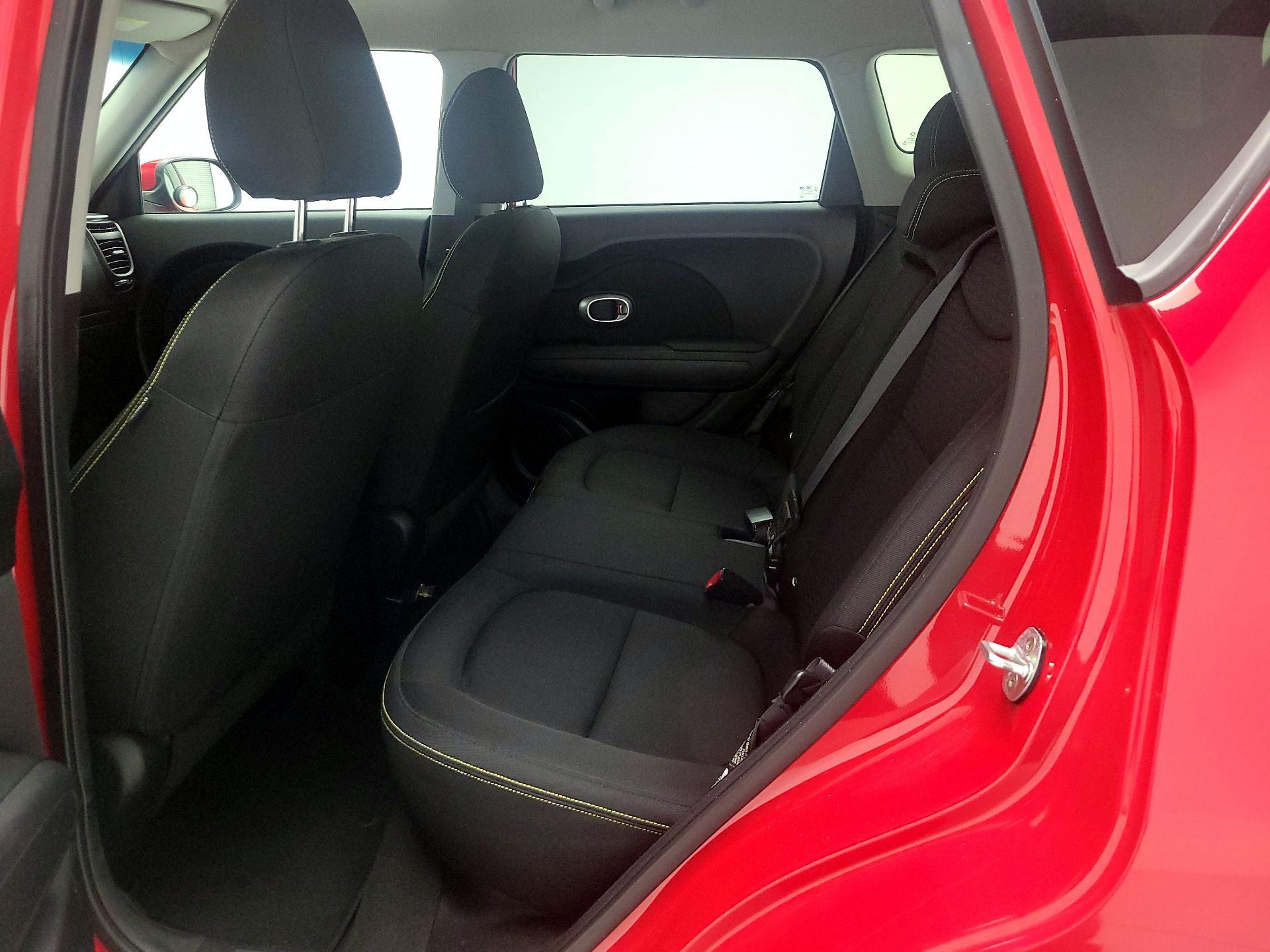 Thumbnail: 2016 Kia Soul - 17