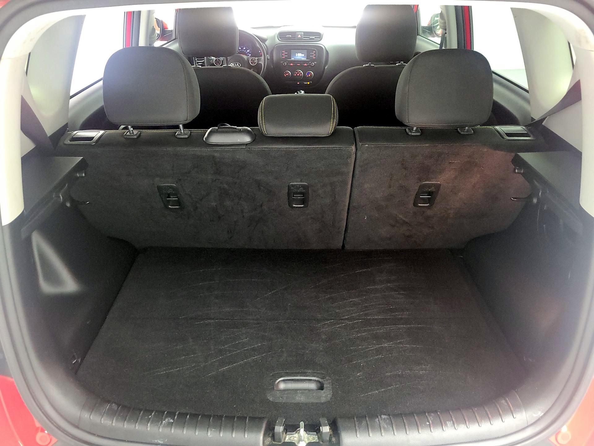Thumbnail: 2016 Kia Soul - 18