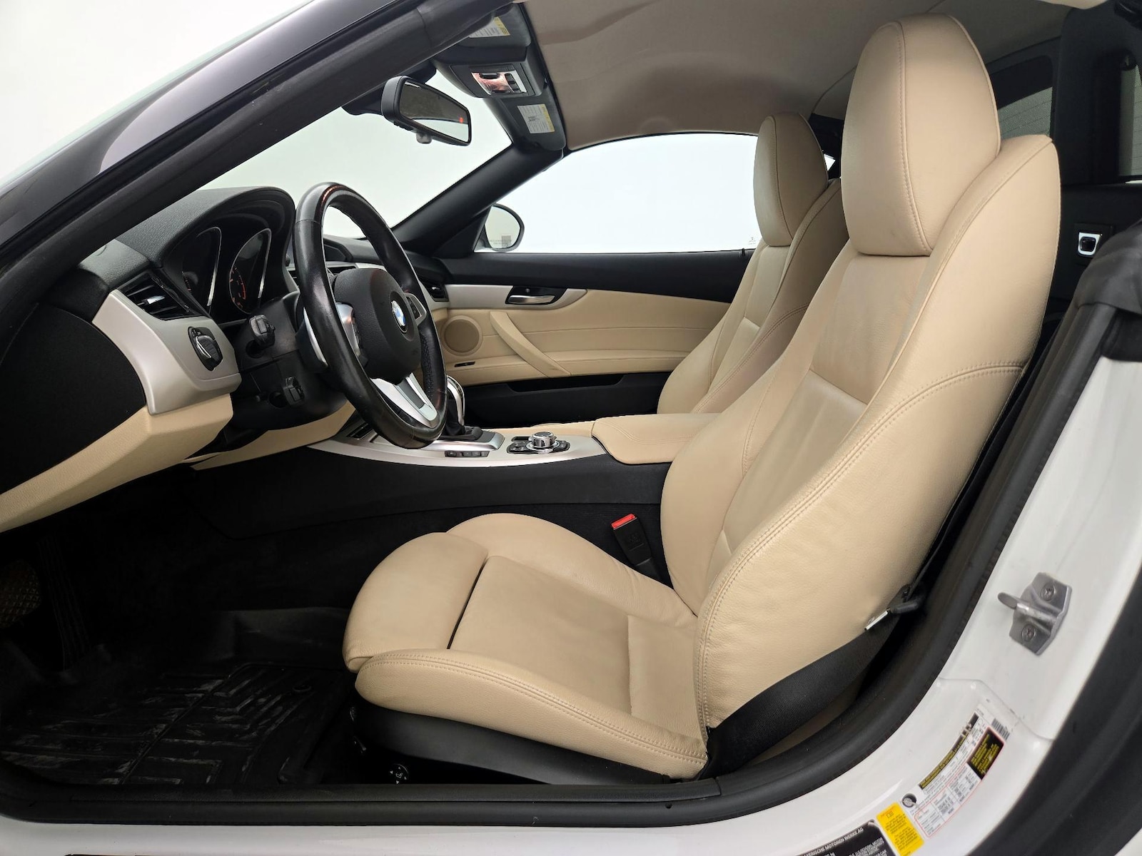 2016 BMW Z4 sDrive28i - Photo 11