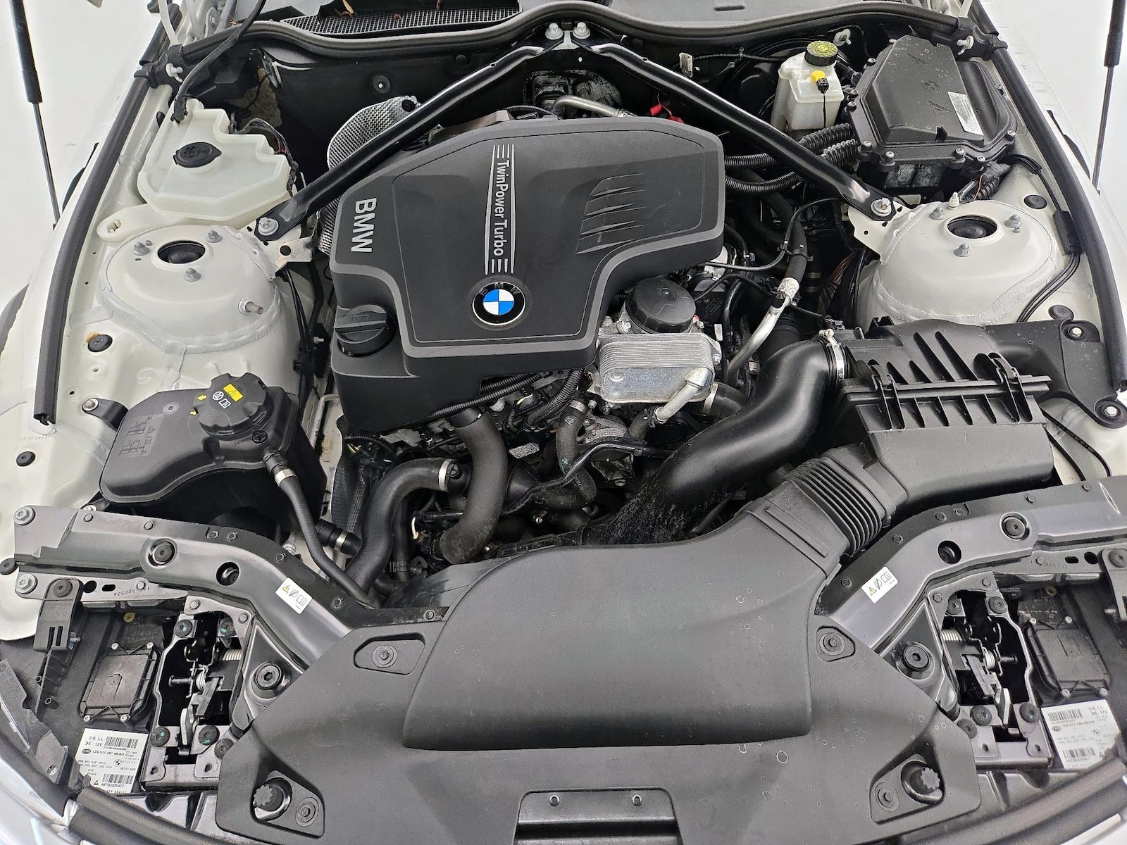 2016 BMW Z4 sDrive28i - Photo 20