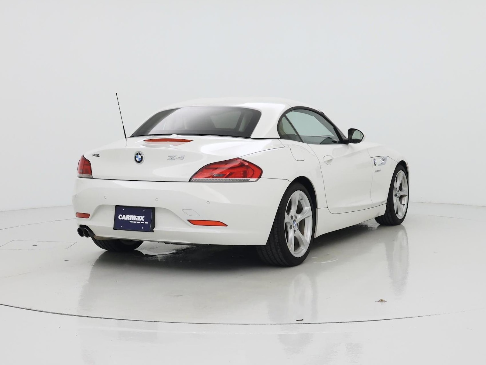 2016 BMW Z4 sDrive28i - Photo 9