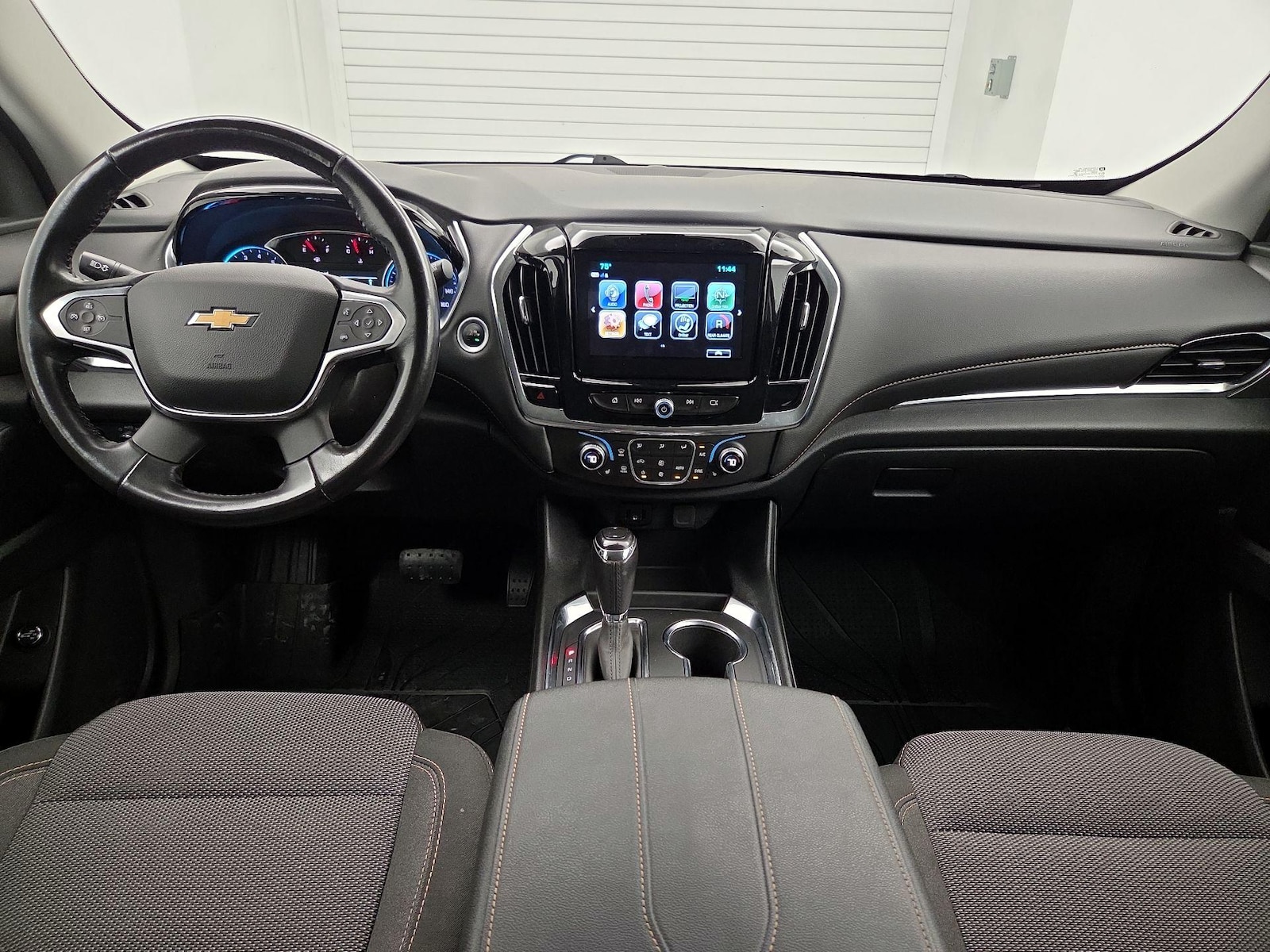 2018 Chevrolet Traverse 1LT - Photo 10