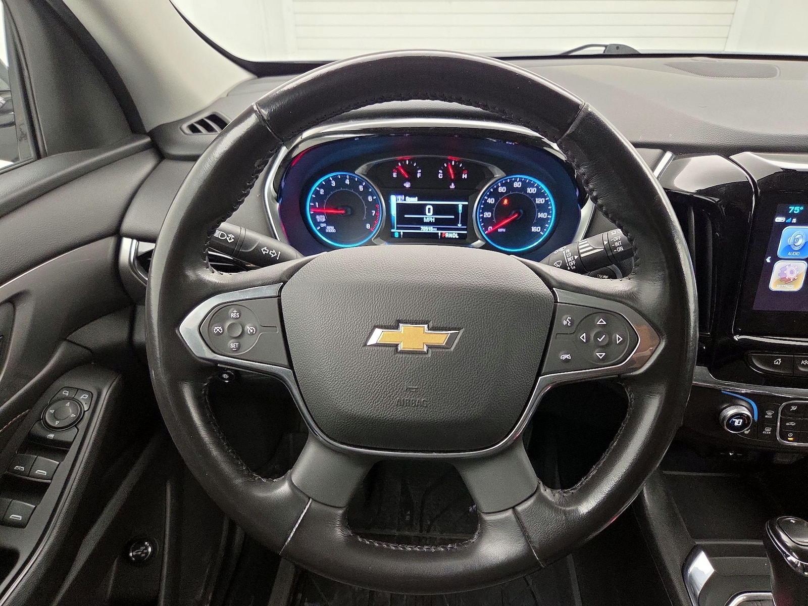 2018 Chevrolet Traverse 1LT - Photo 11
