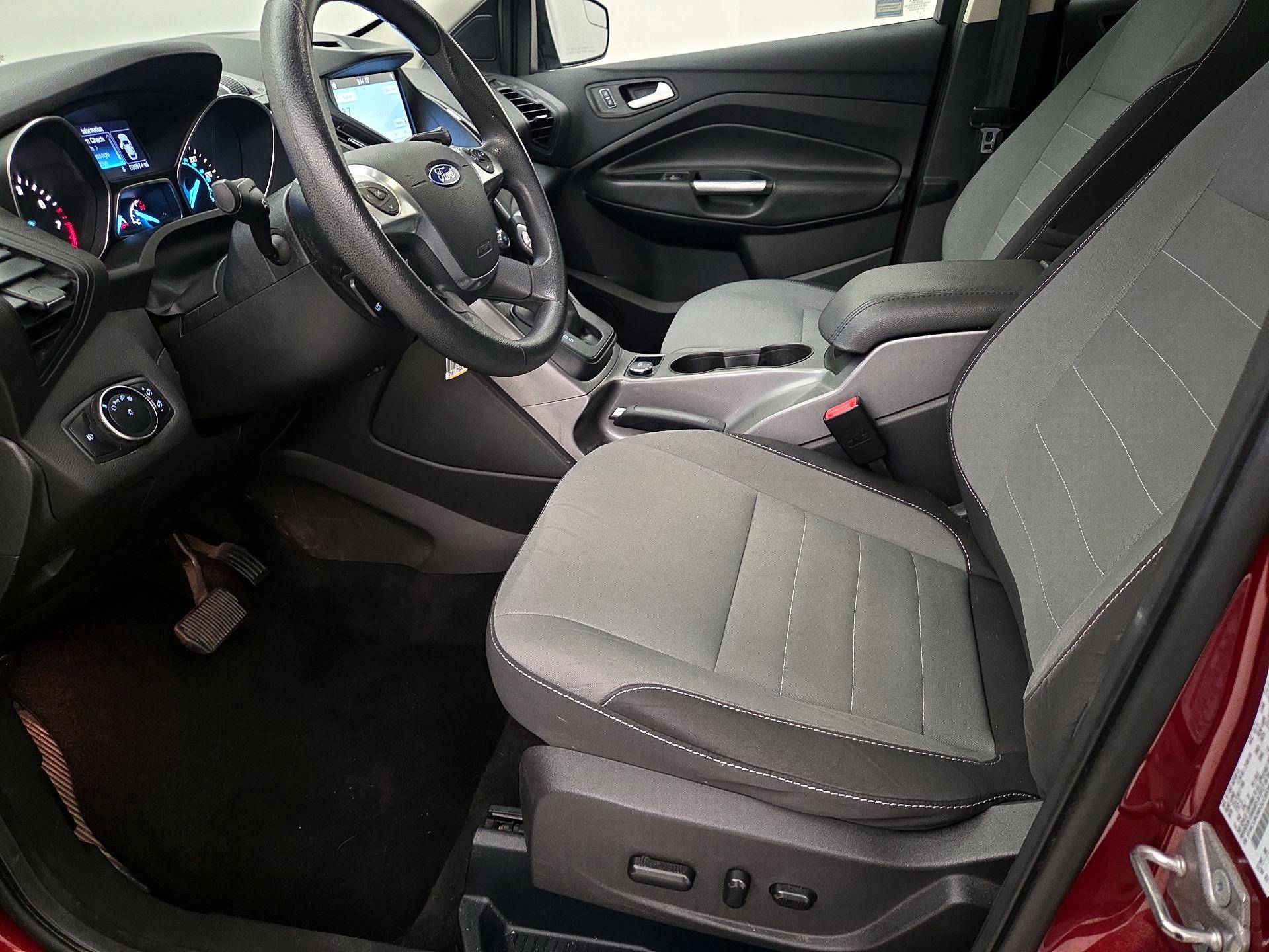 Thumbnail: 2016 Ford Escape - 11
