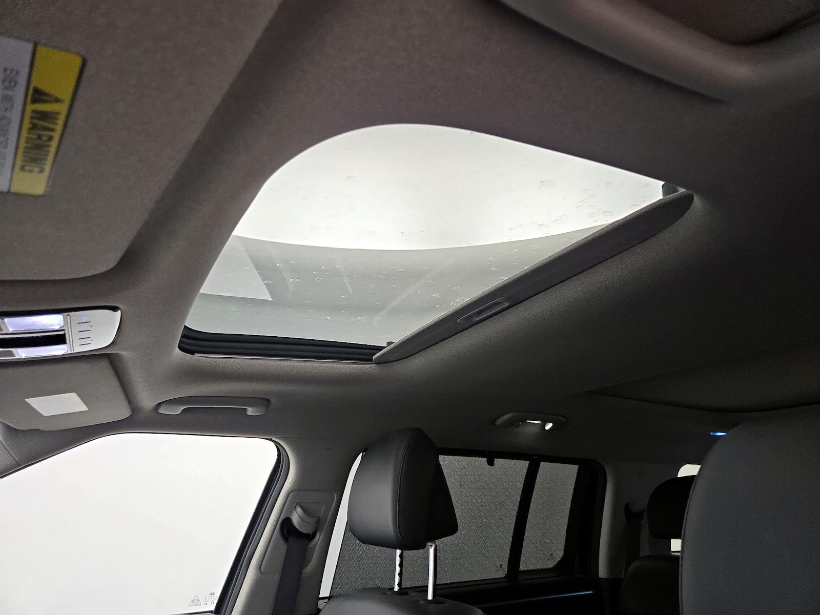 2024 Hyundai Santa Fe Limited HEV - Photo 12