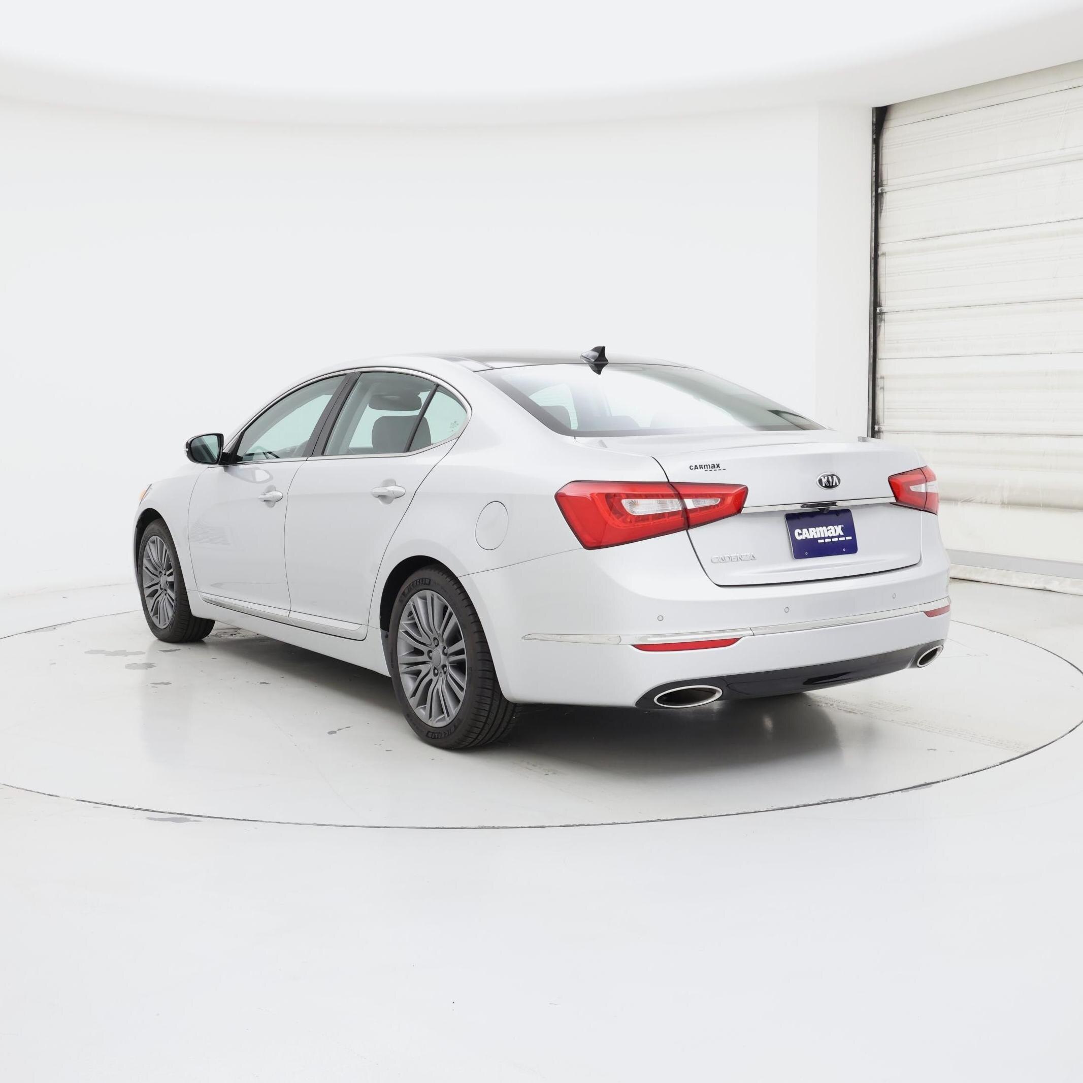 Thumbnail: 2016 Kia Cadenza - 2