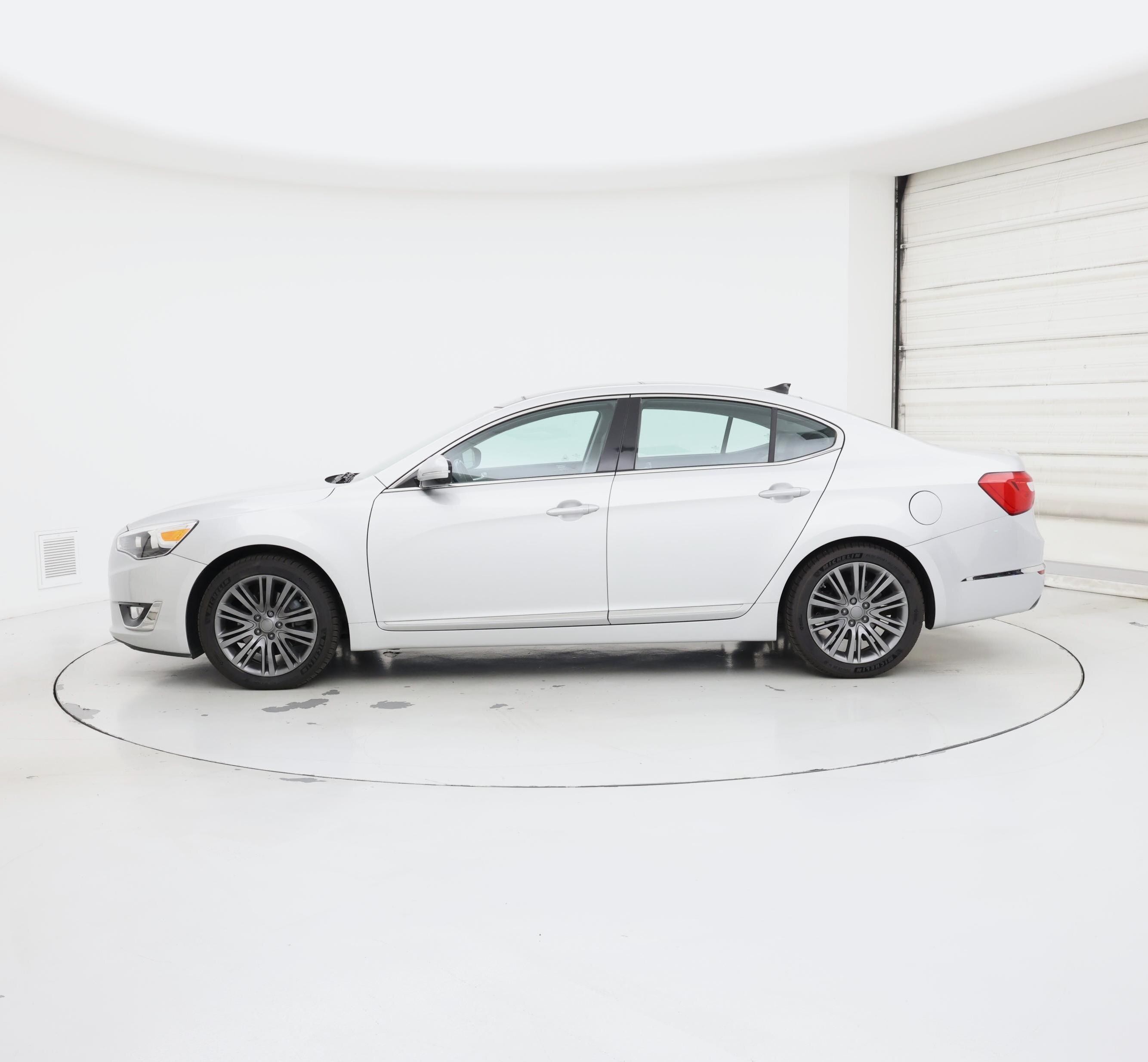 Thumbnail: 2016 Kia Cadenza - 3