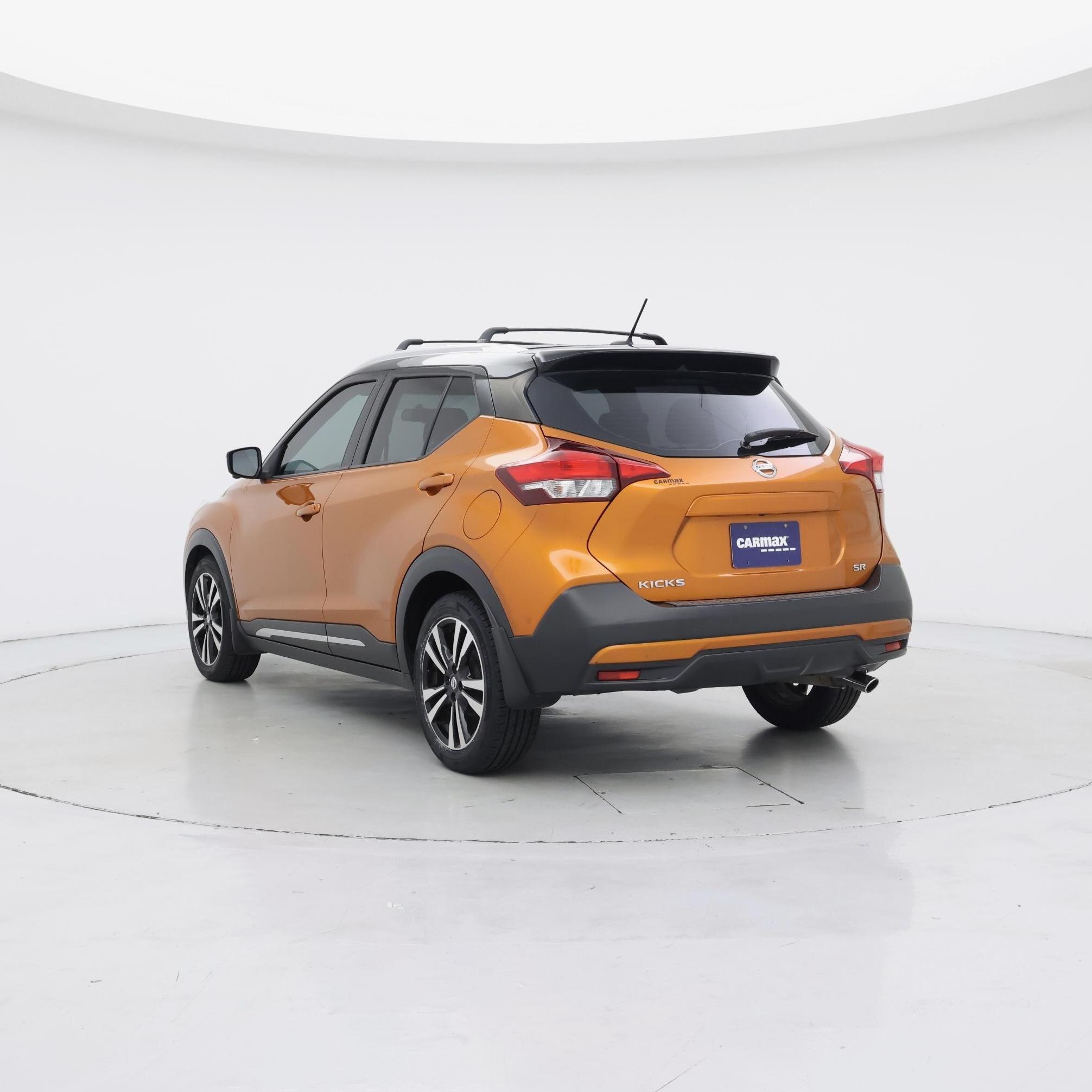 Thumbnail: 2018 Nissan Kicks - 2