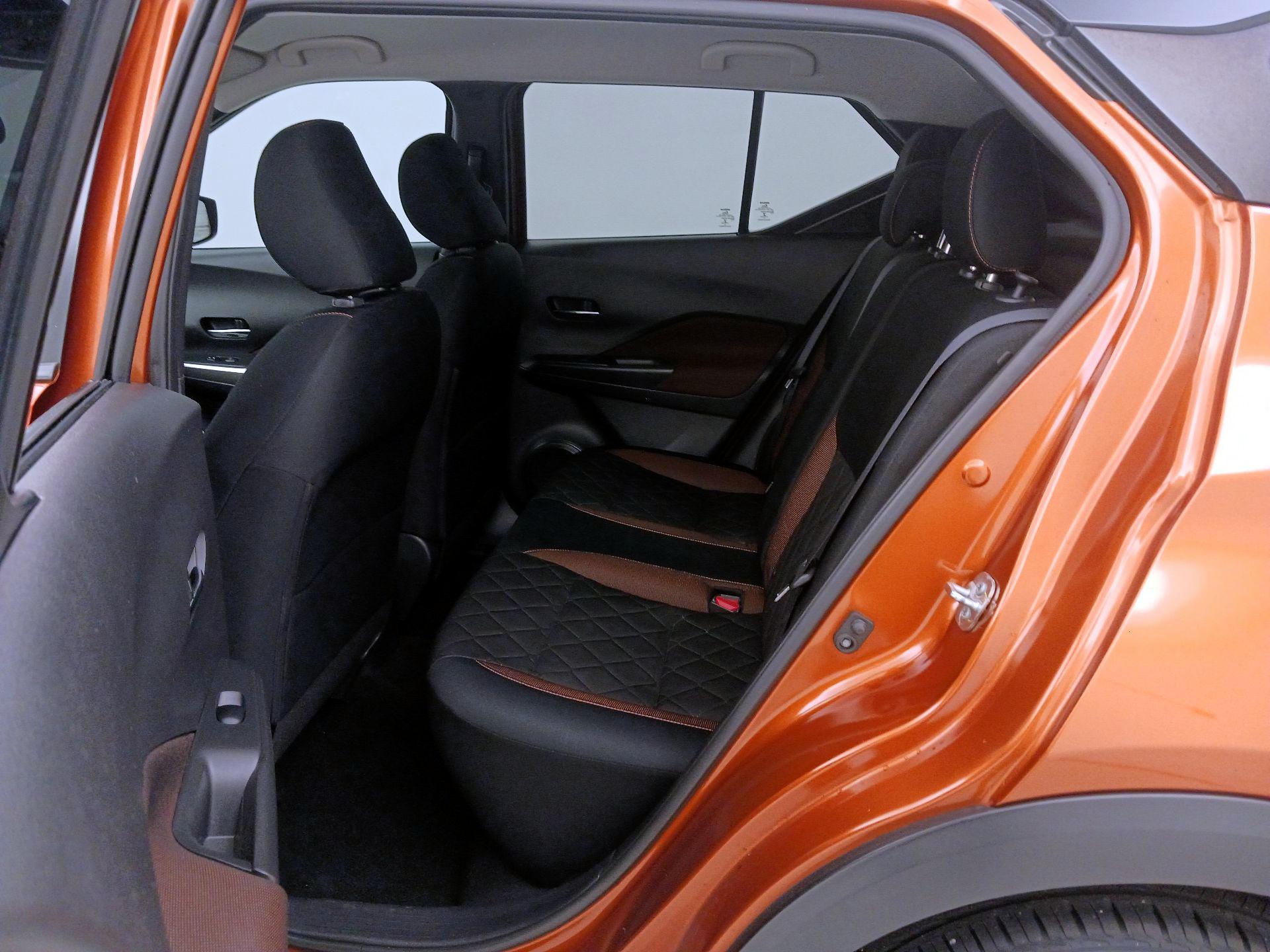 Thumbnail: 2018 Nissan Kicks - 19