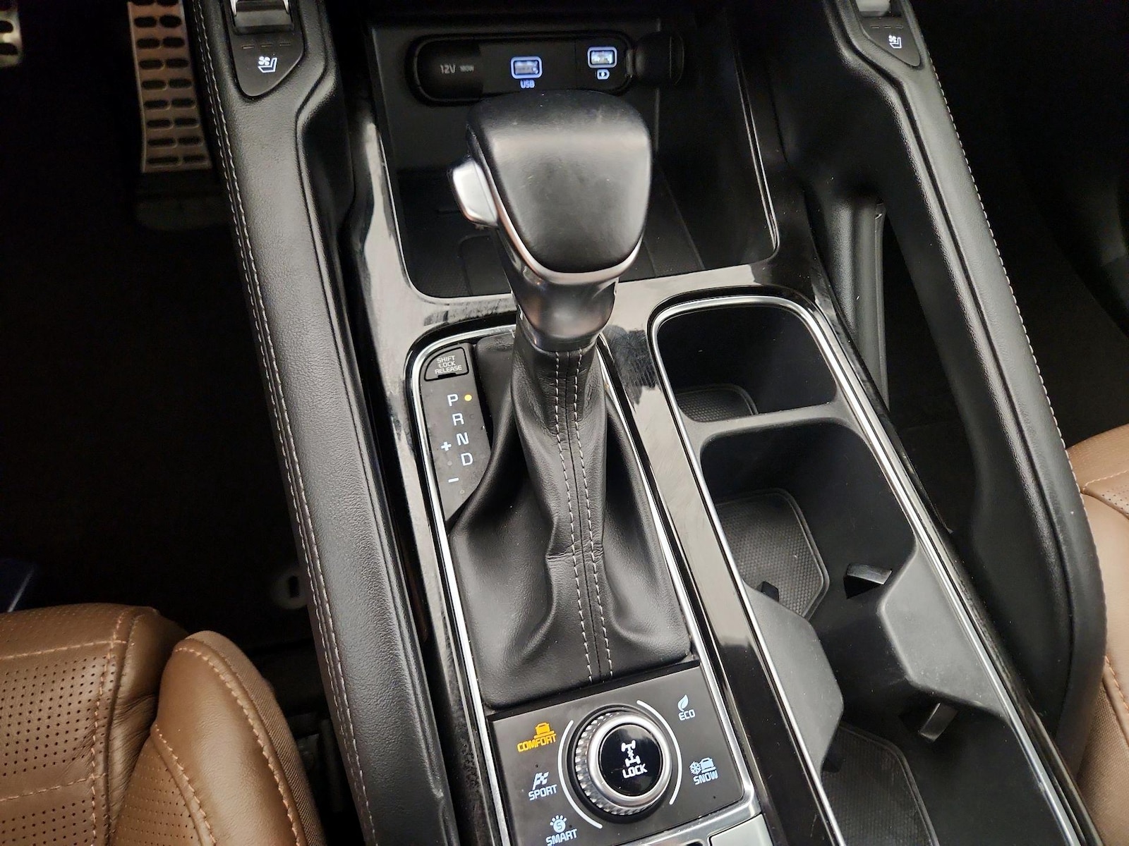 2020 Kia Telluride SX - Photo 19