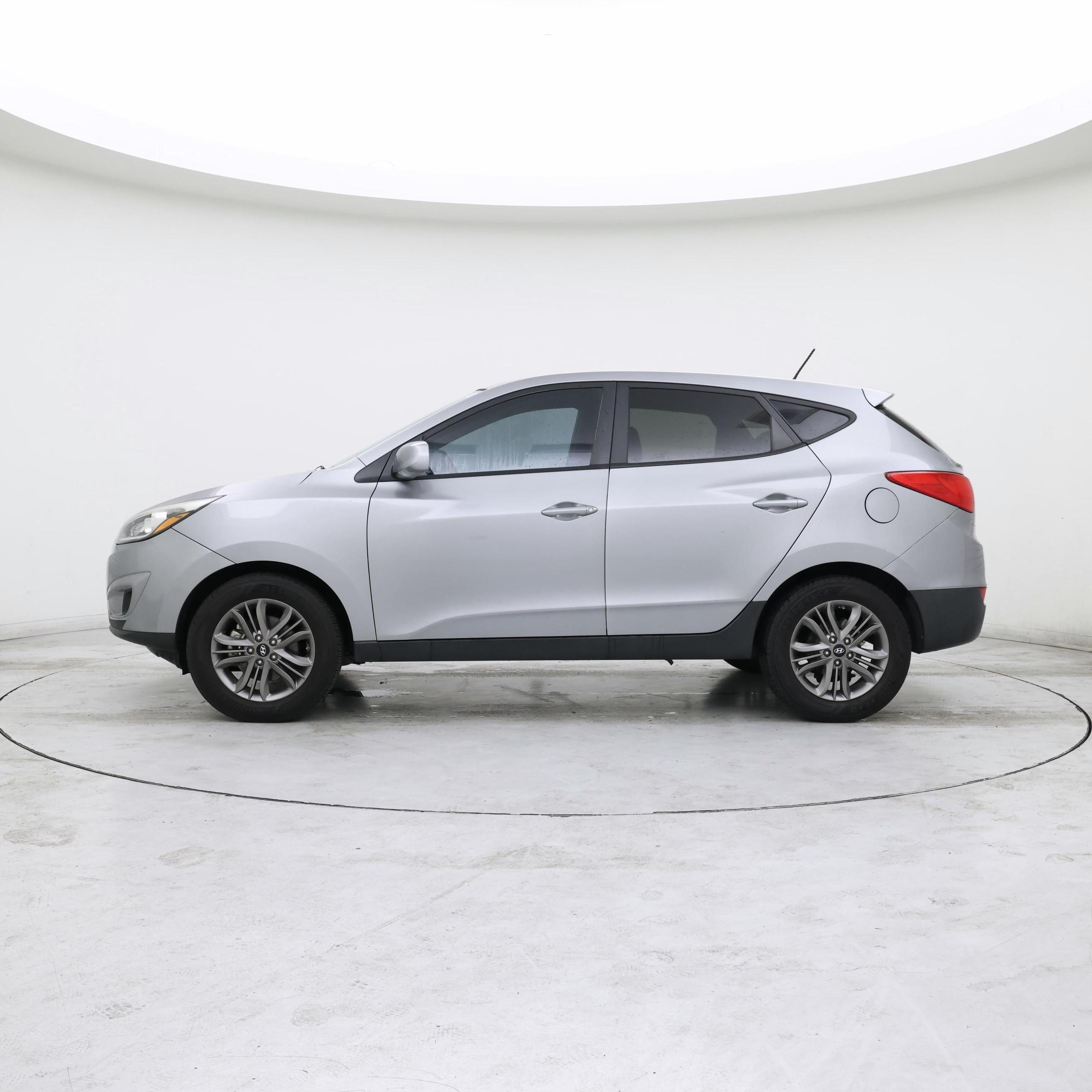 Thumbnail: 2015 Hyundai Tucson - 3