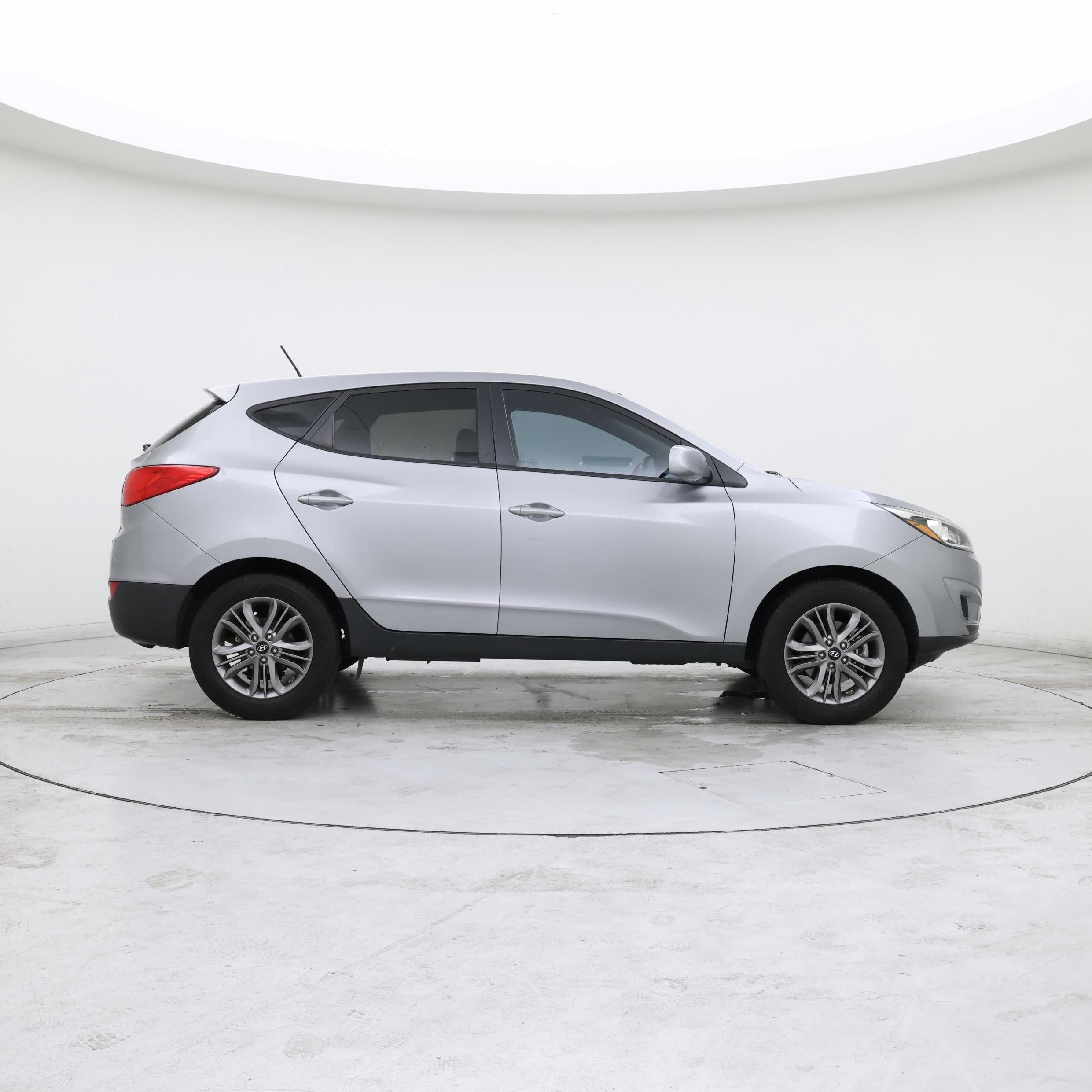 Thumbnail: 2015 Hyundai Tucson - 7