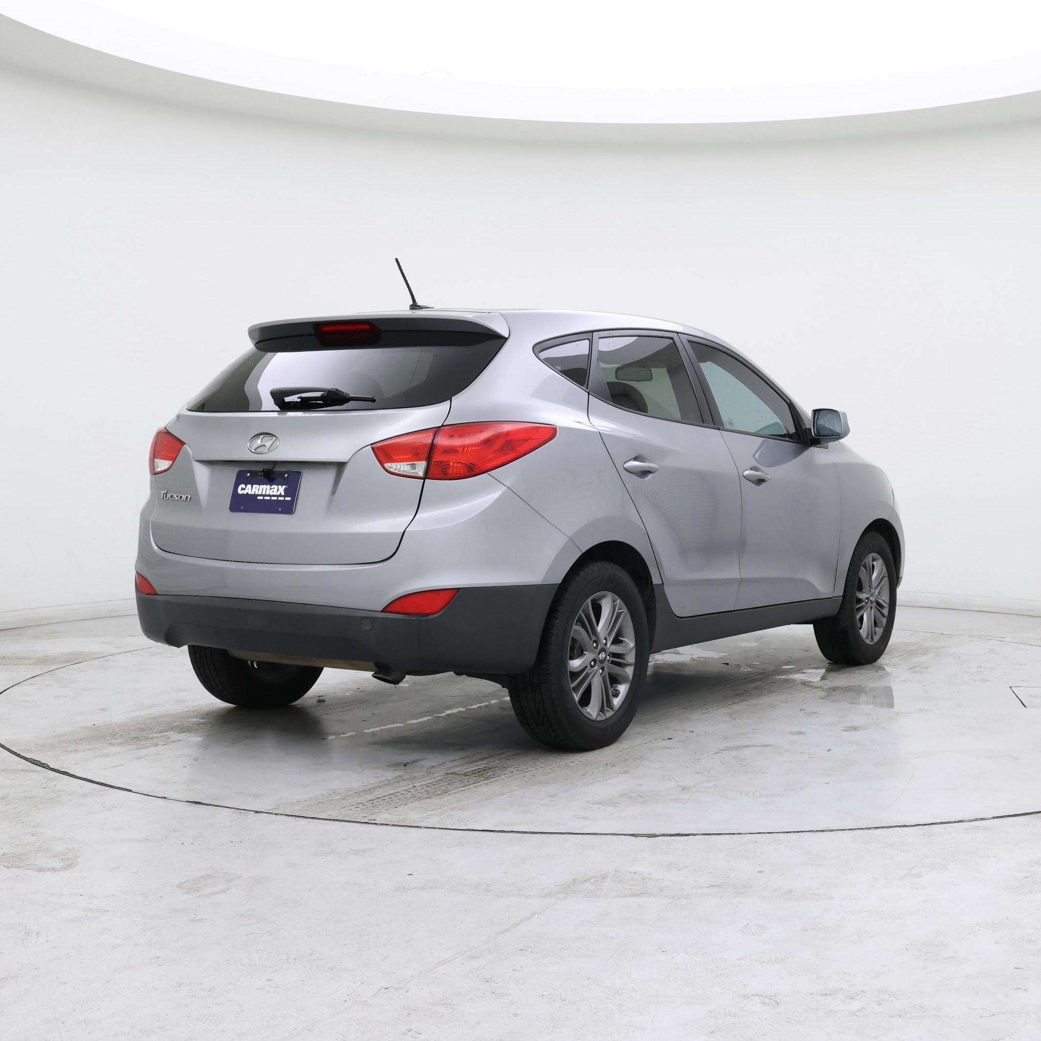 Thumbnail: 2015 Hyundai Tucson - 8