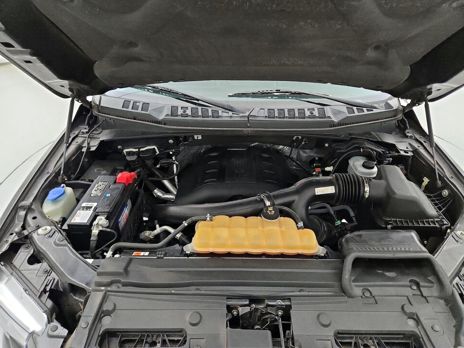 2015 Ford F-150 Lariat - Photo 23