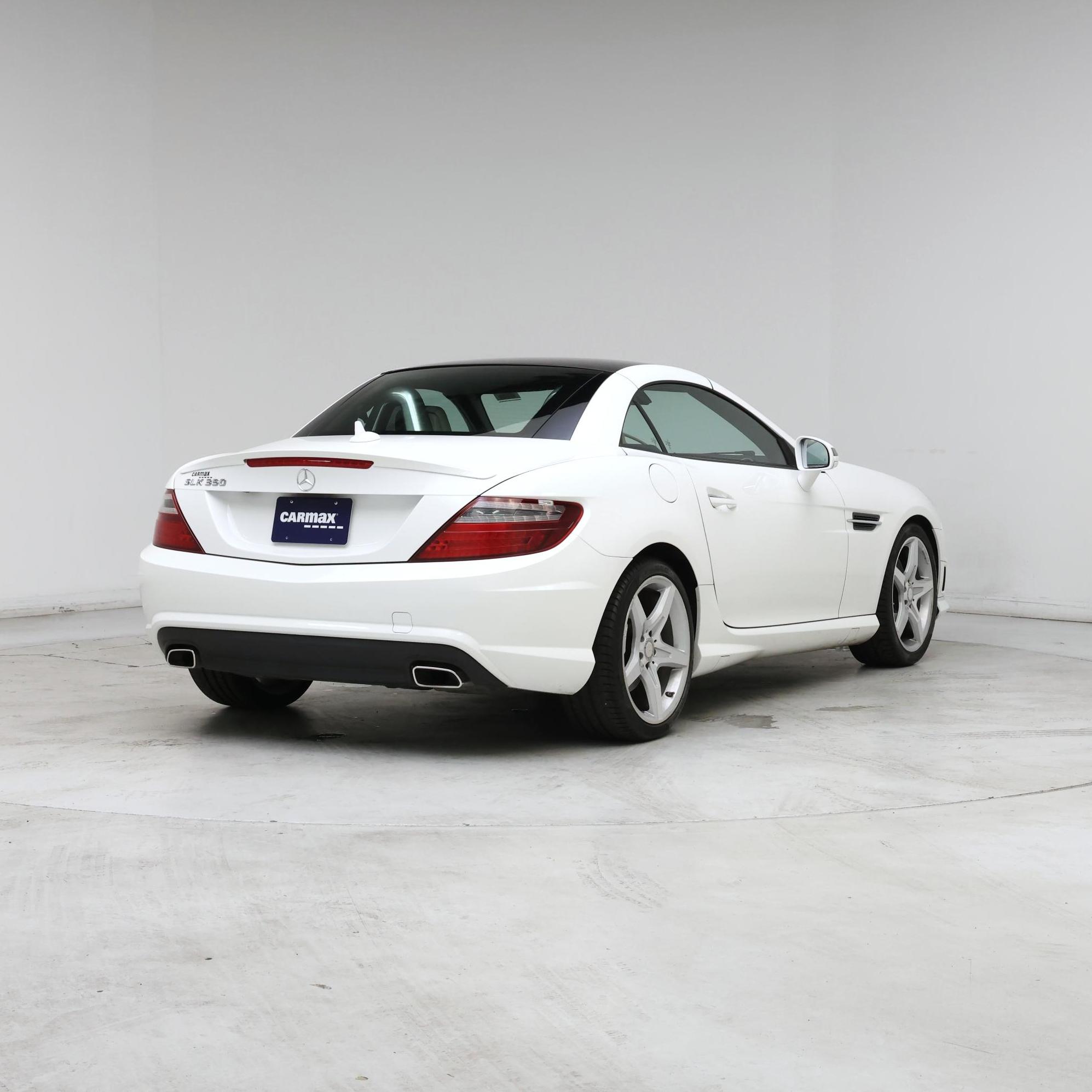 Thumbnail: 2016 Mercedes-Benz SLK - 8
