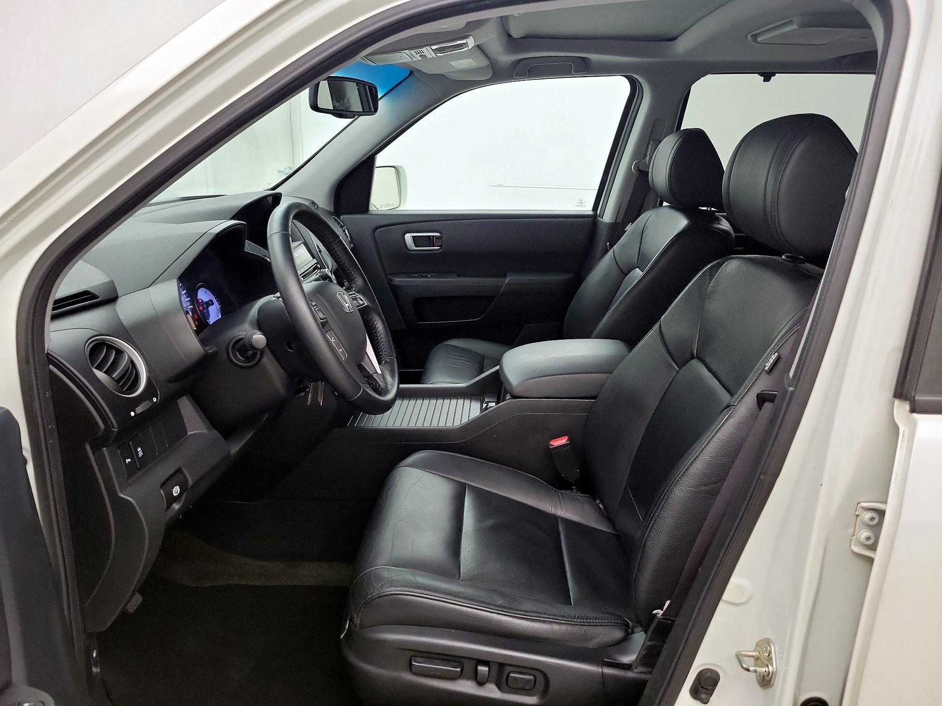 Thumbnail: 2015 Honda Pilot - 11