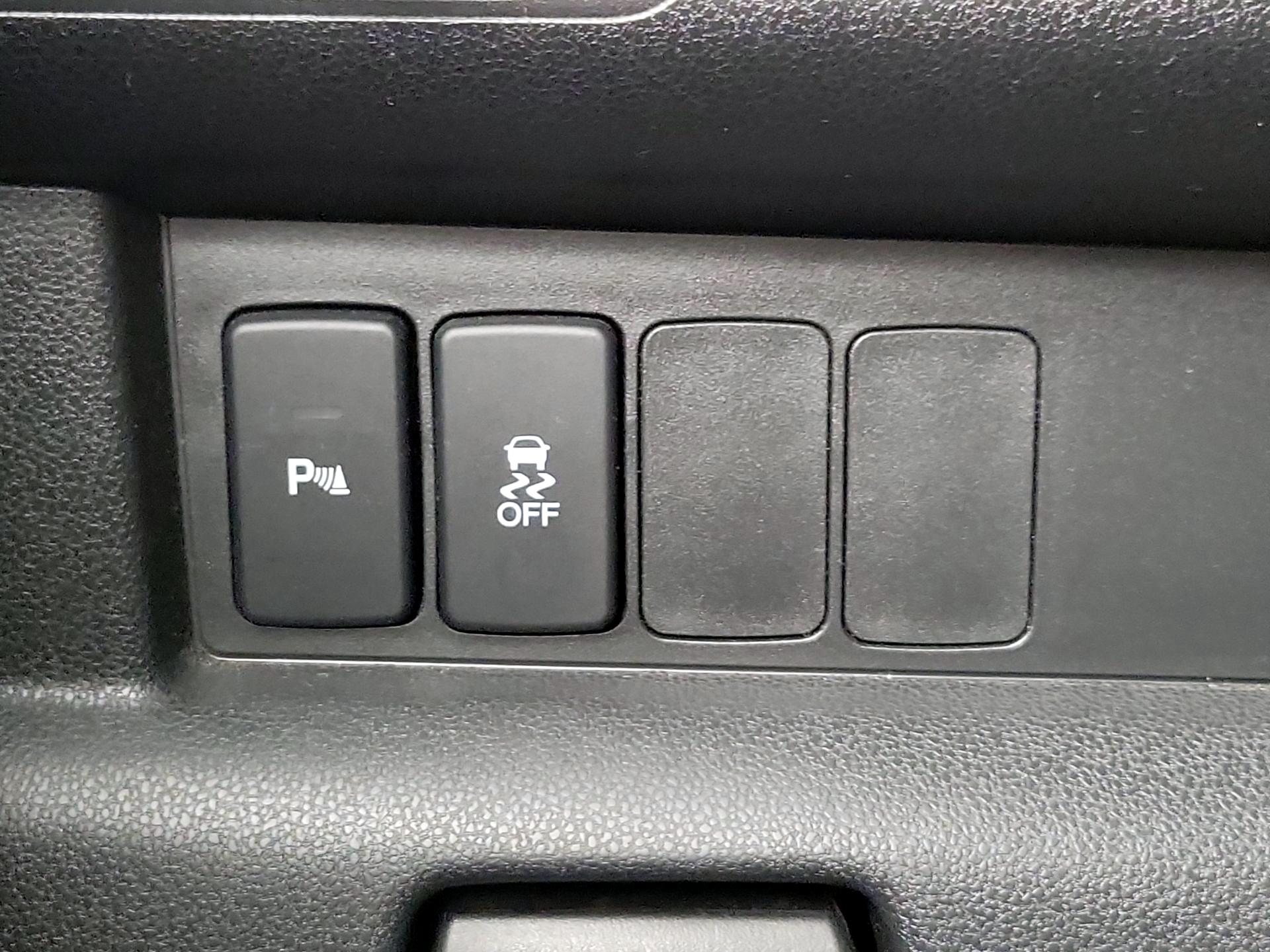 Thumbnail: 2015 Honda Pilot - 13