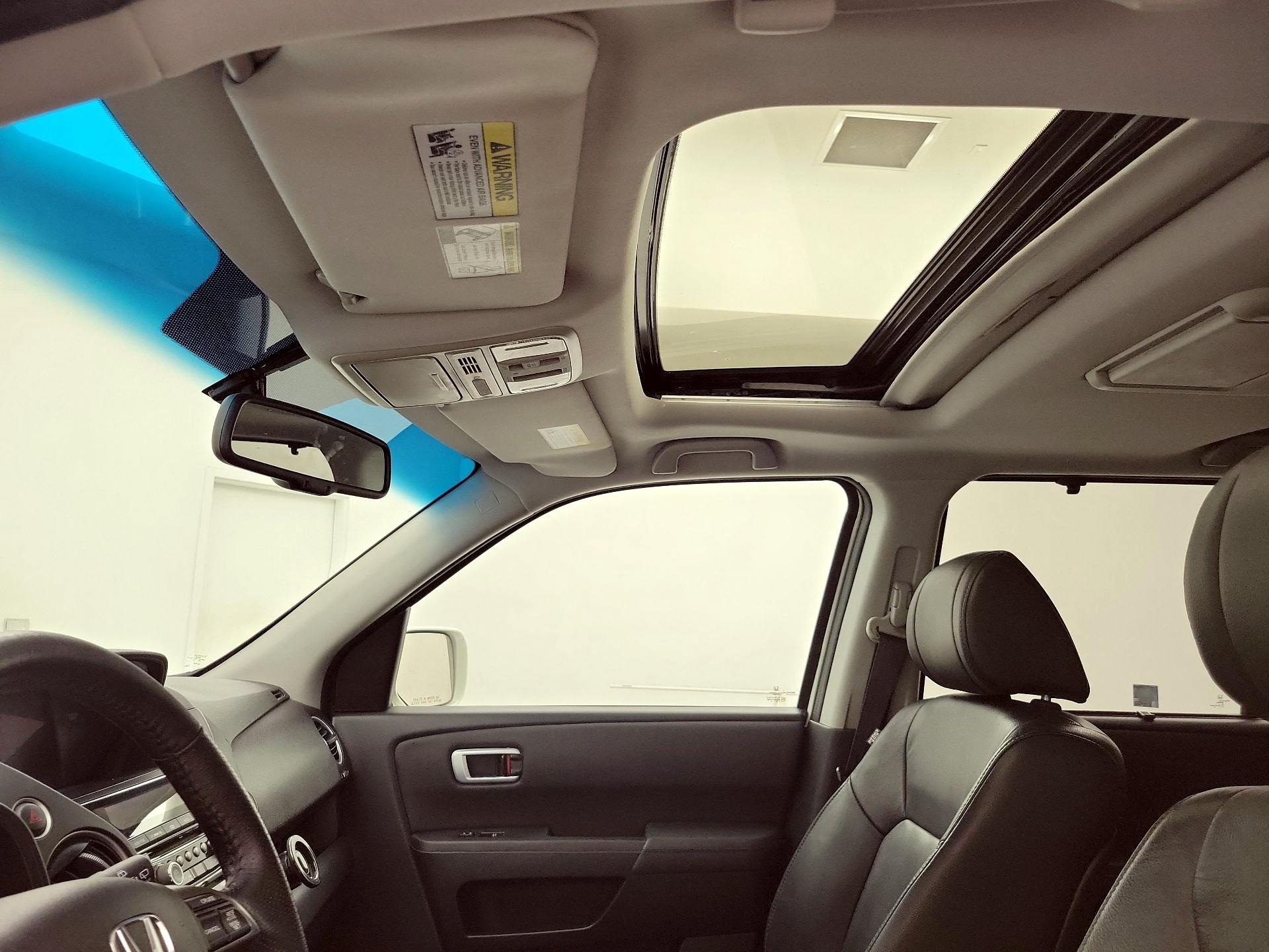 Thumbnail: 2015 Honda Pilot - 20