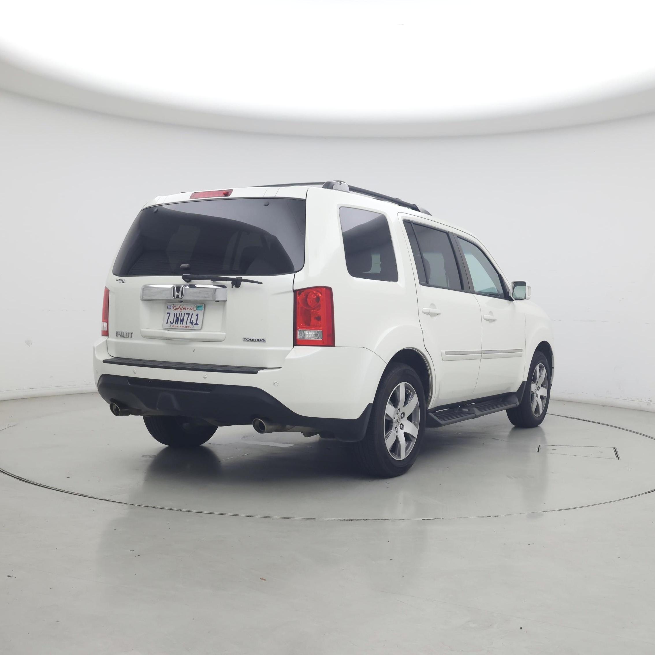 Thumbnail: 2015 Honda Pilot - 8