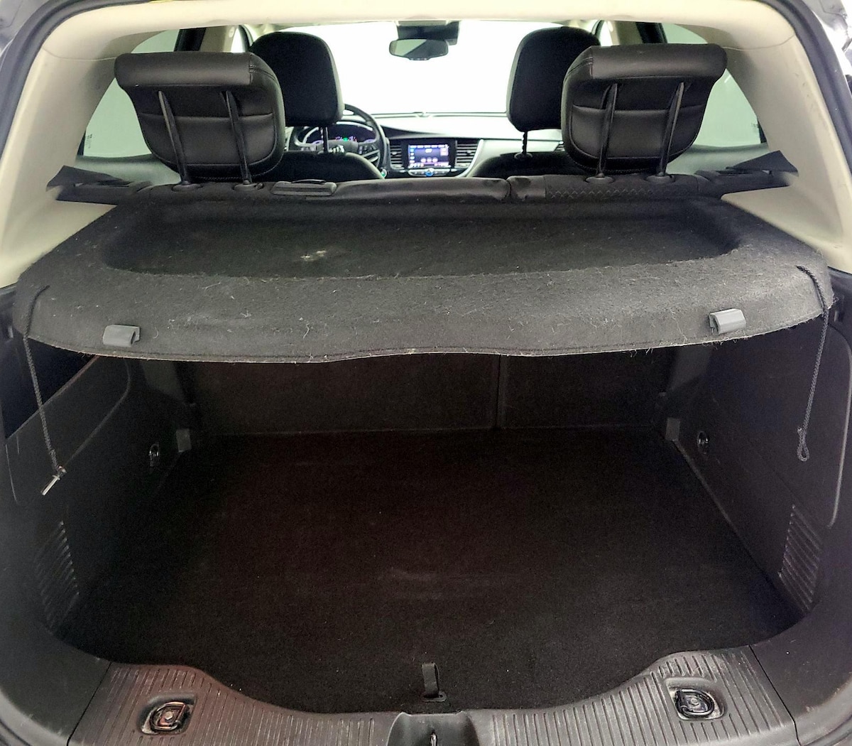 Trunk/Cargo (Seats Up)