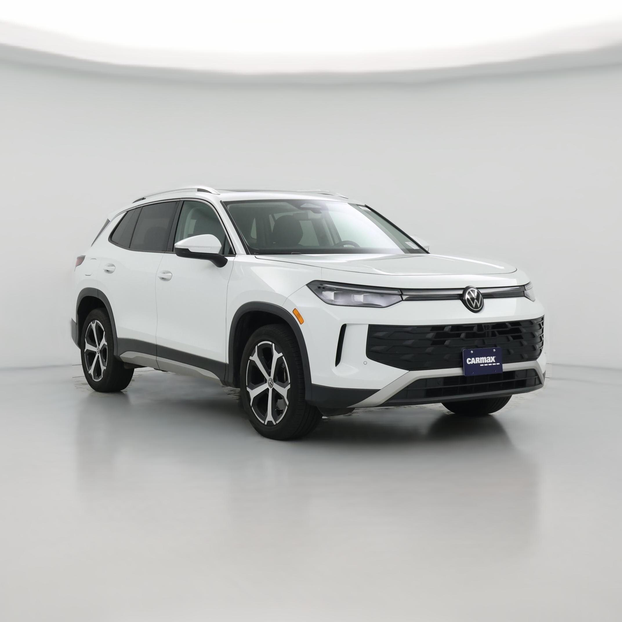 Thumbnail: 2025 Volkswagen Tiguan - 1
