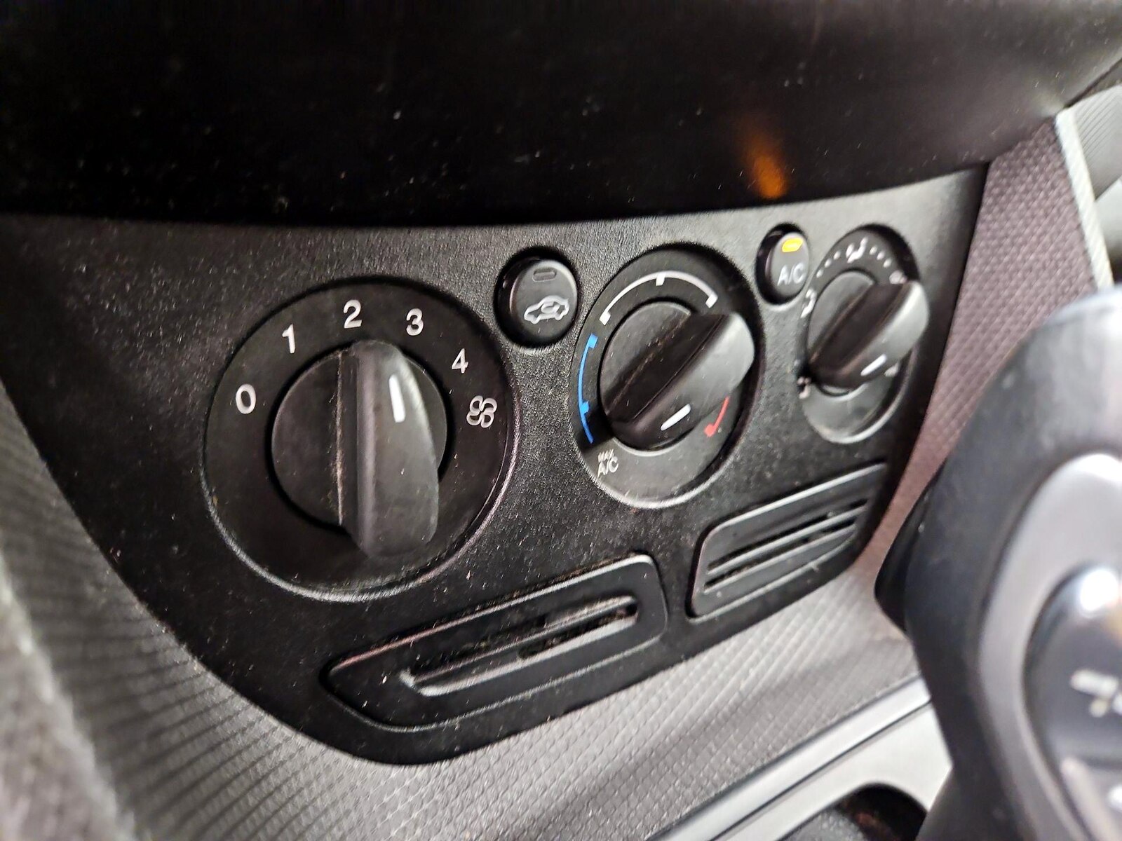 2016 Ford Transit Connect XL - Photo 16