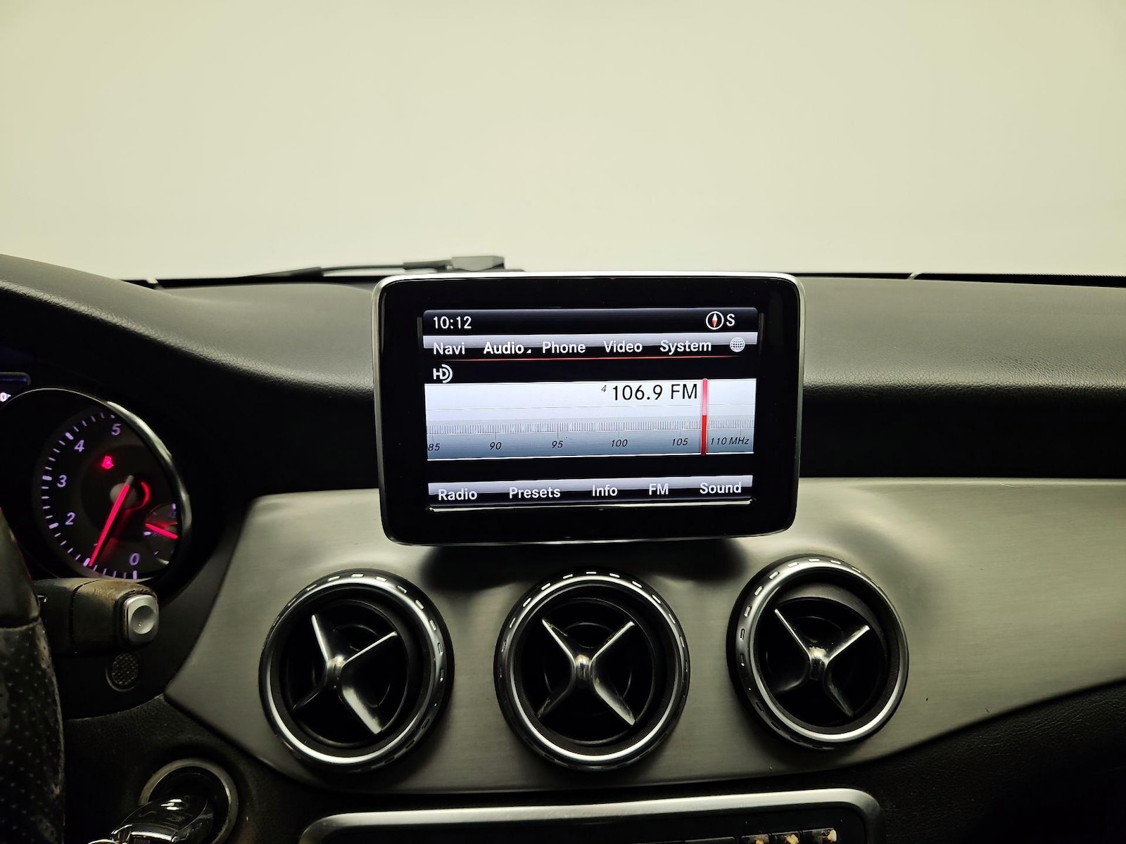 2015 Mercedes-Benz GLA-Class GLA250 - Photo 14
